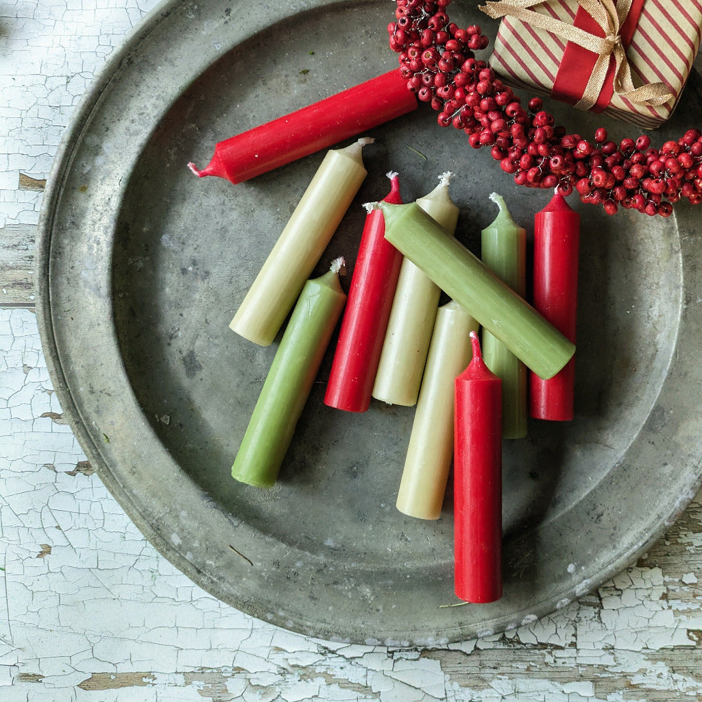 10 Short Dinner Candles | Green & Red Assortment