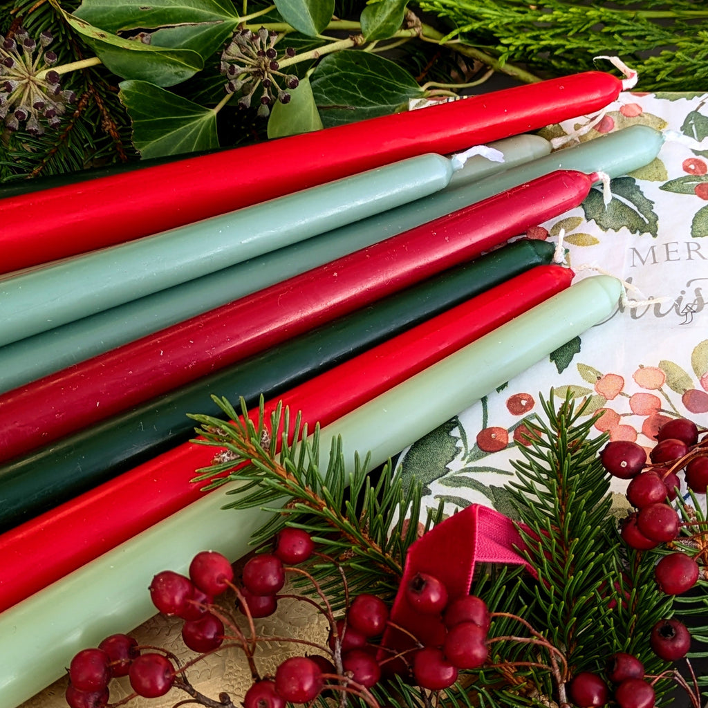 10 Tapered Dinner Candles 22mm| Christmas Colour Mix