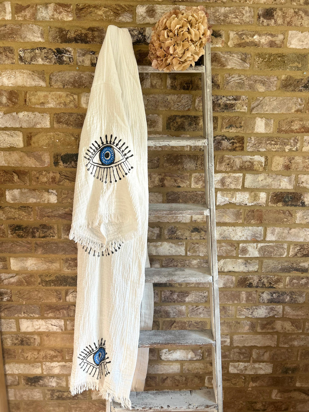 Long Cotton Robe: White with Blue Eye
