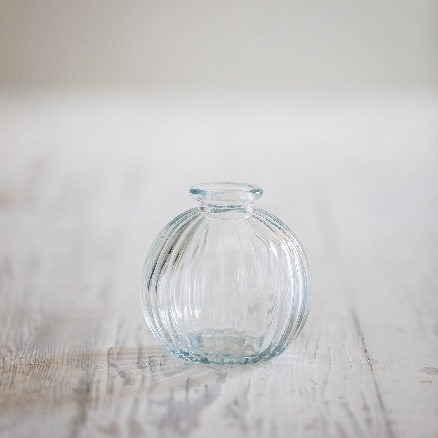 Ribbed Globe Diffuser Bottle - ribbed clear image