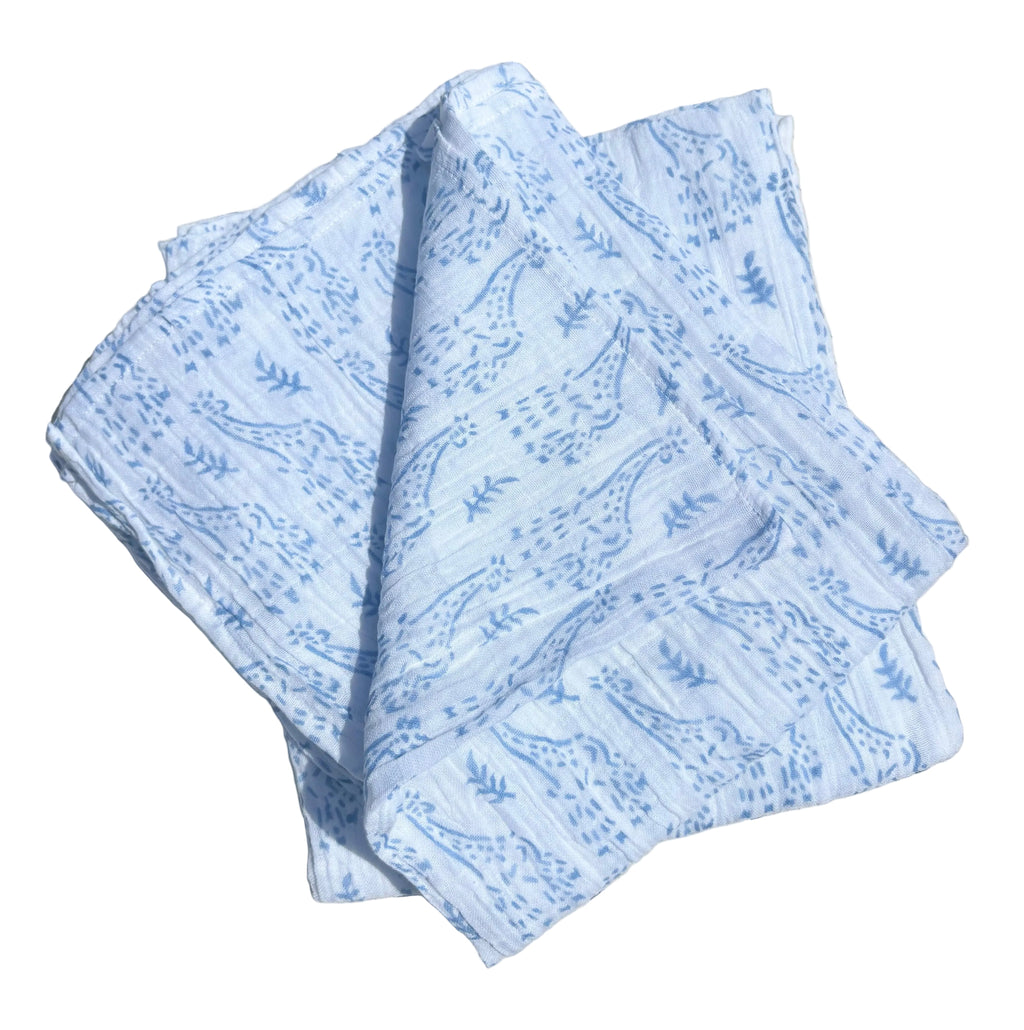WooWoo Muslin Swaddle - Blue Giraffe