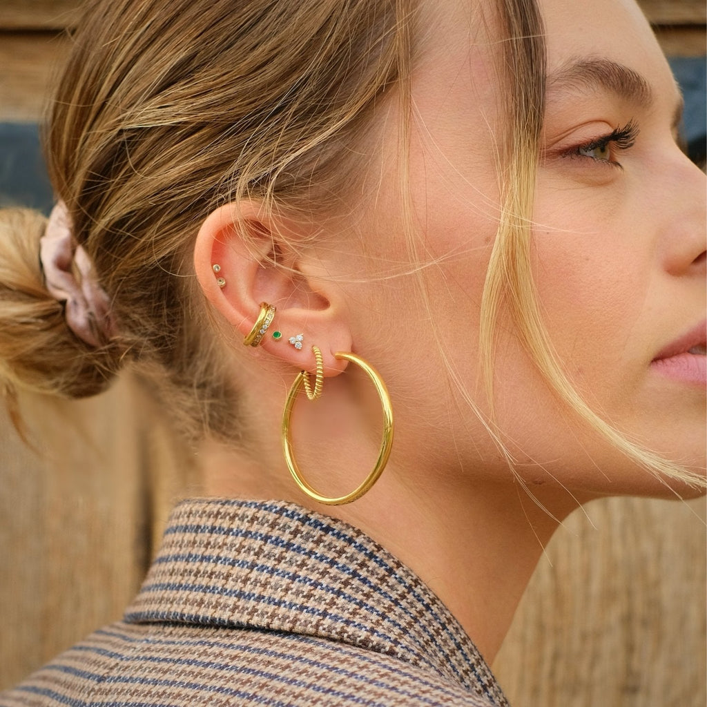 Acer Ear stud in Gold with Green Onyx