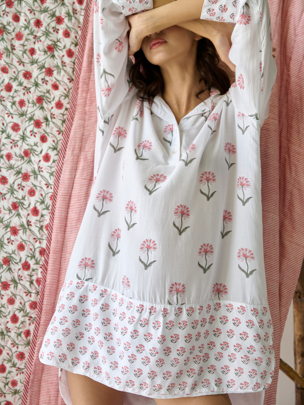 Nancy Night / Beach Shirt in Pink and Green