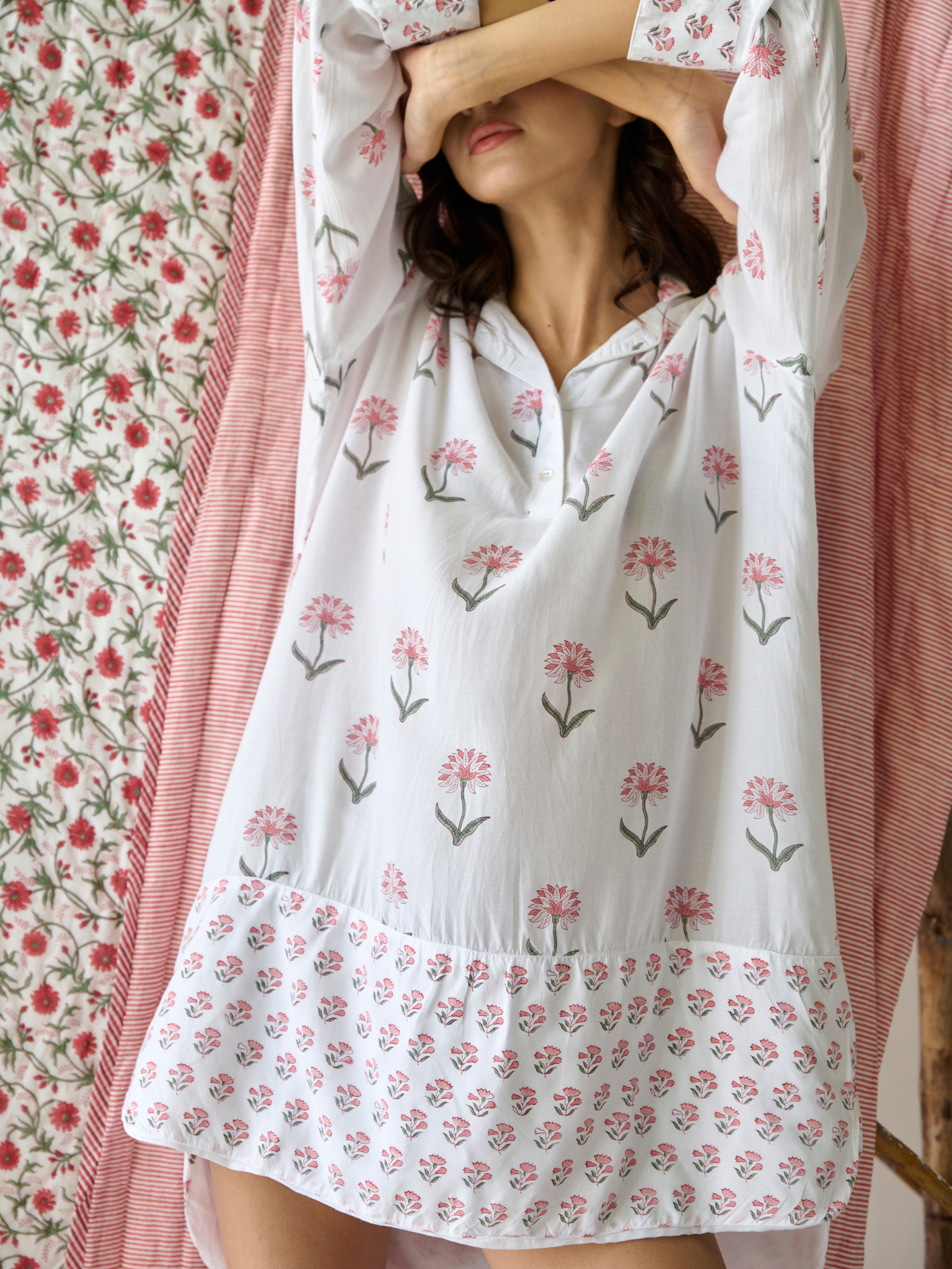 Nancy Night / Beach Shirt in Pink and Green