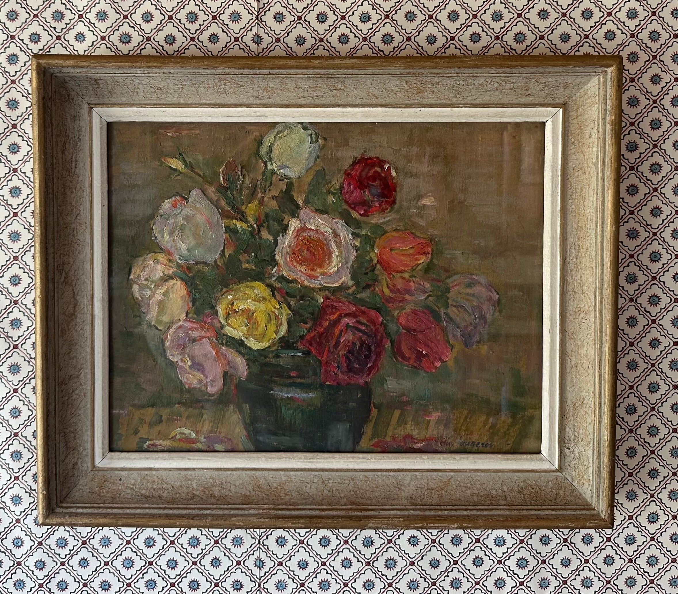 ANTIQUE ROSES