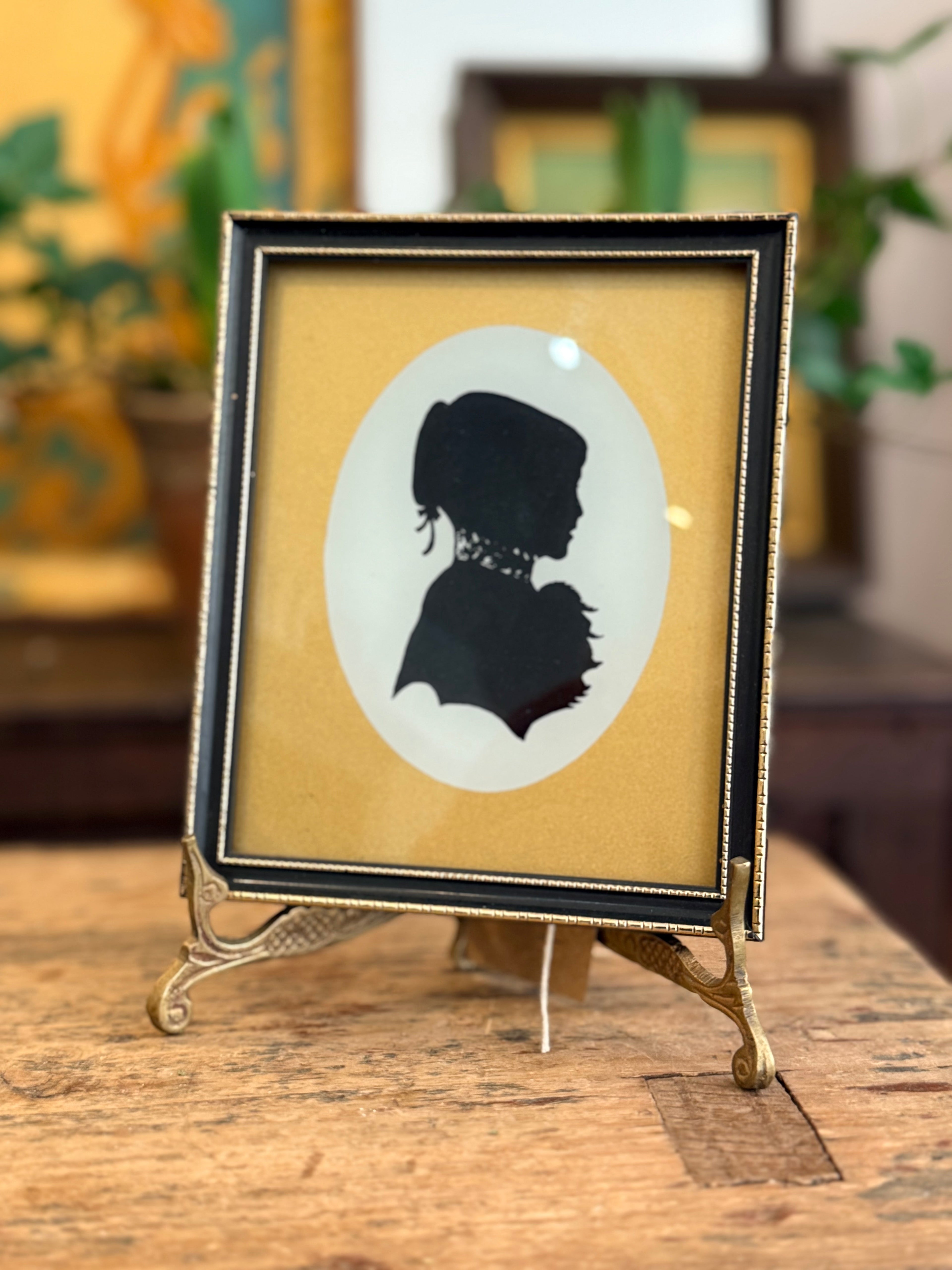 Beautiful Vintage Silhouette of an Elegant Lady with Choker