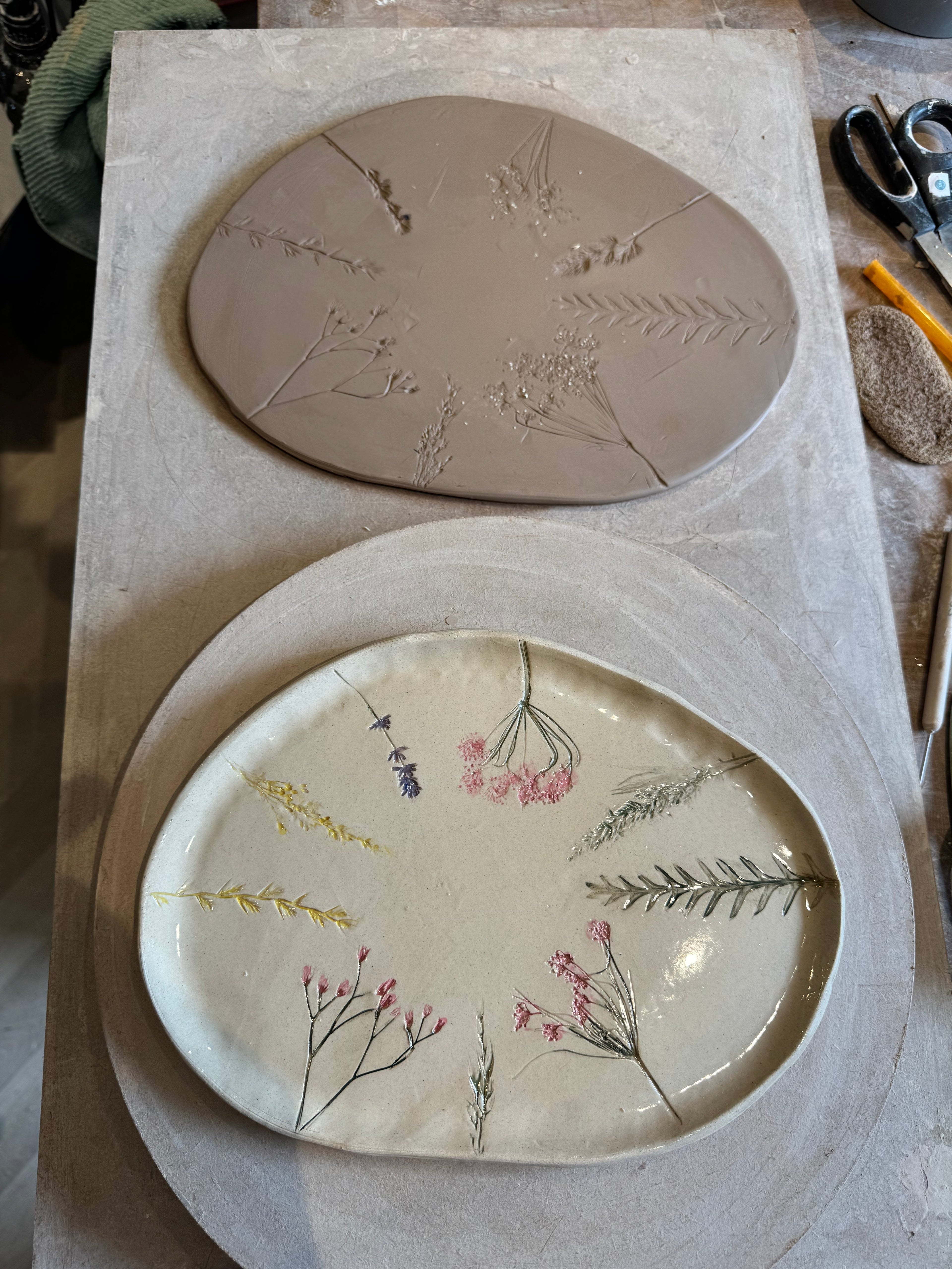 Asymmetric wild grasses ceramic serving centrepiece platter