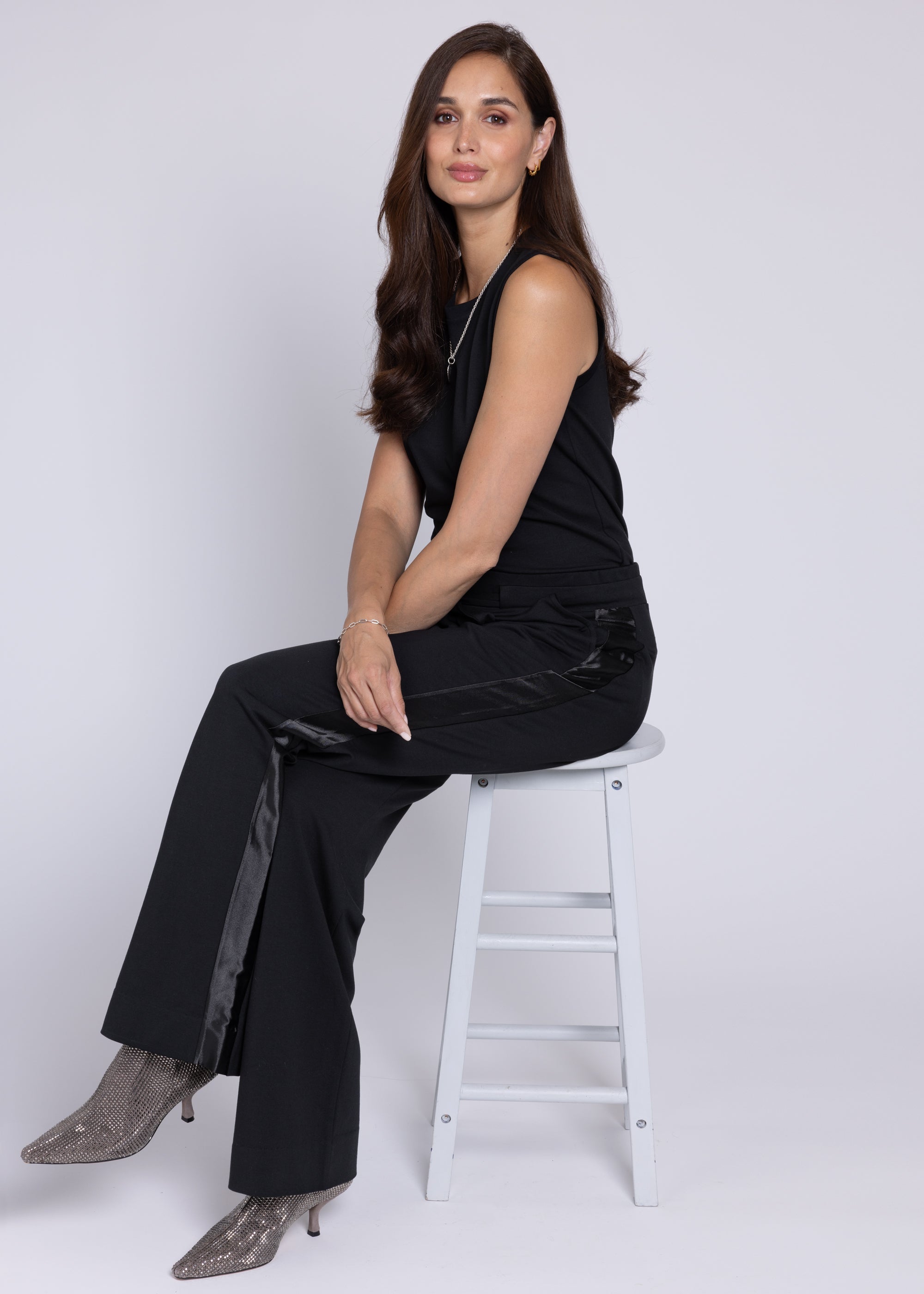 HERO sleeveless top, black