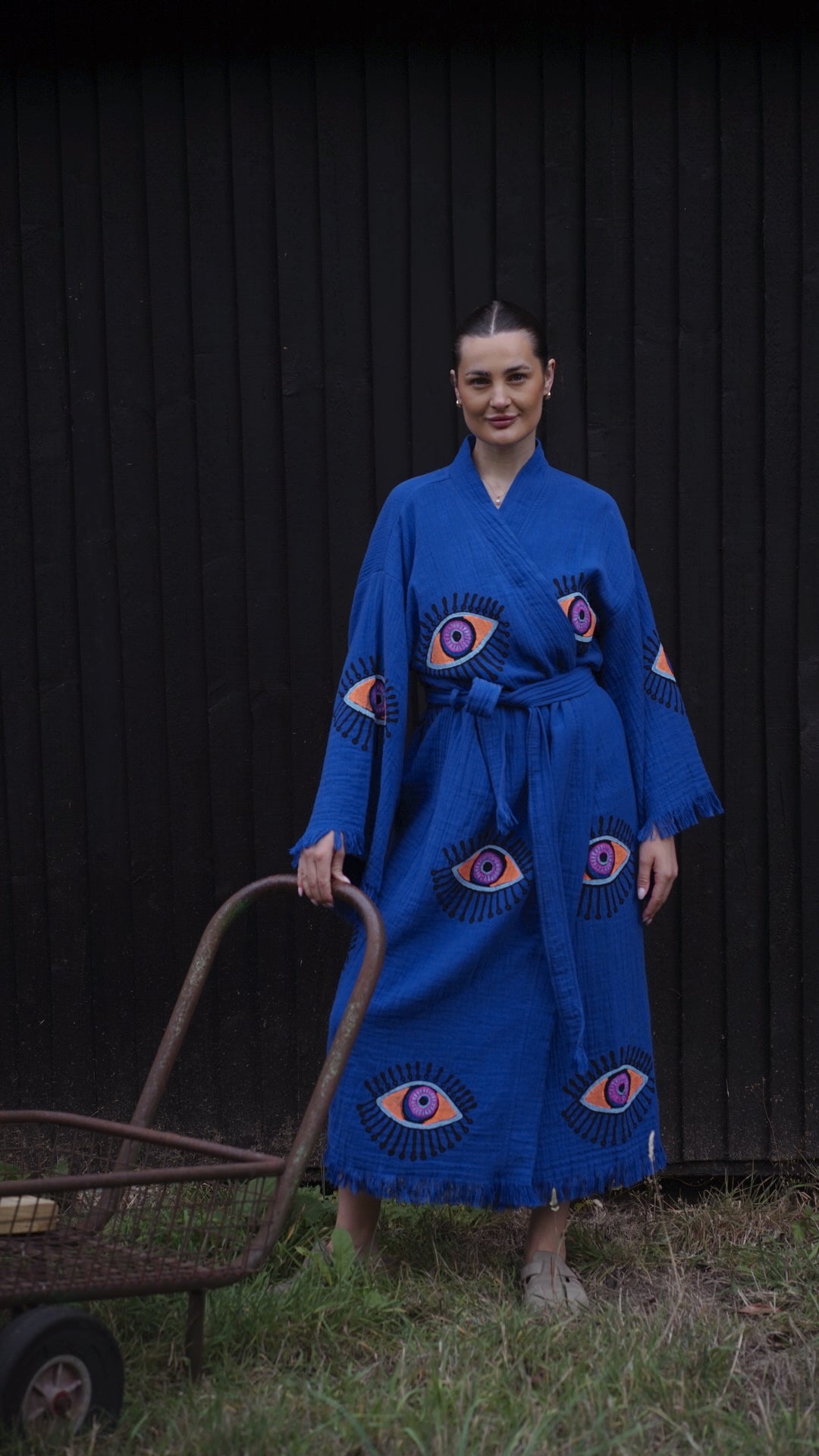 Long Cotton Robe: Blue Eye