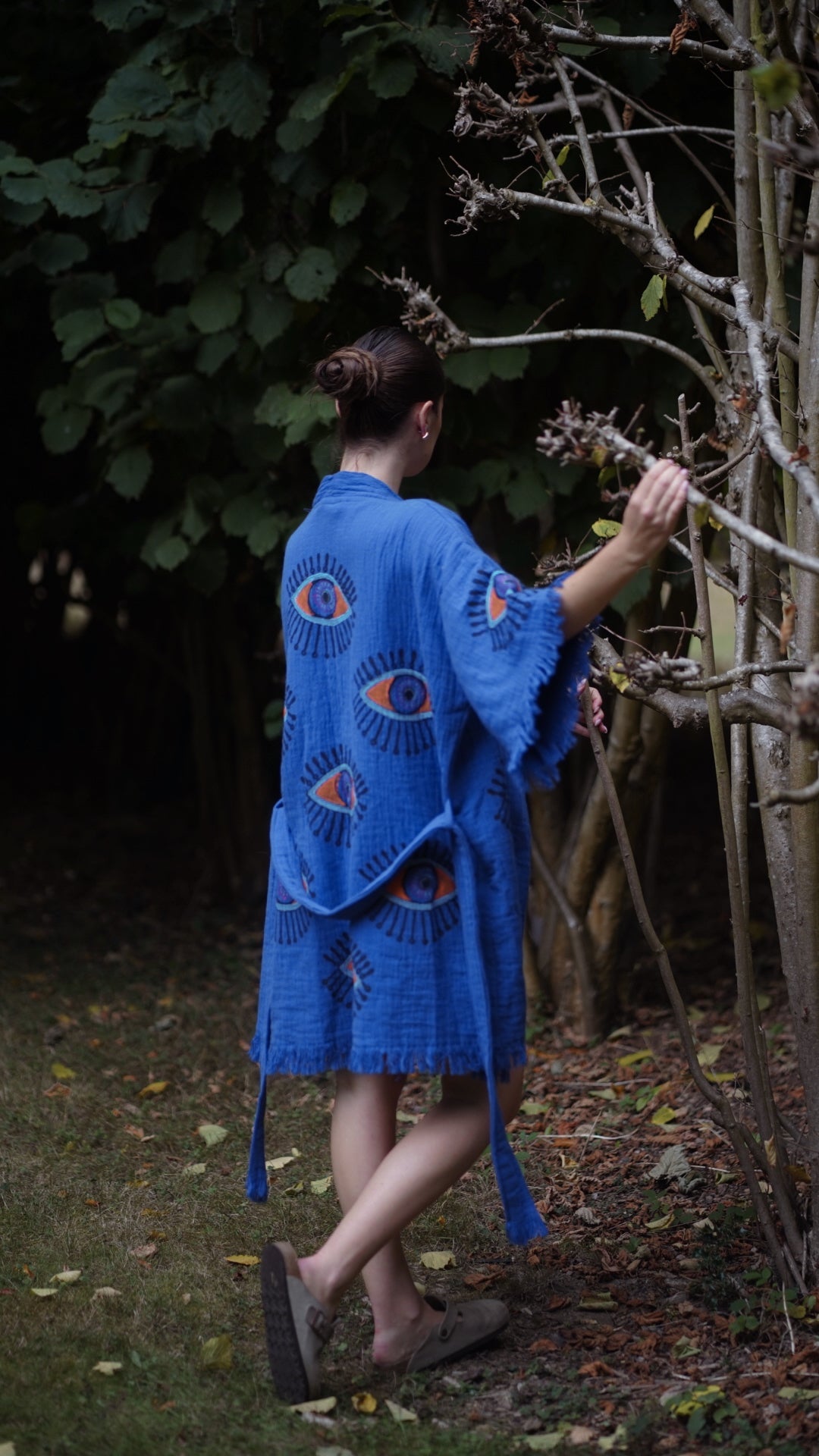 Organic Kimono in Blue: Short