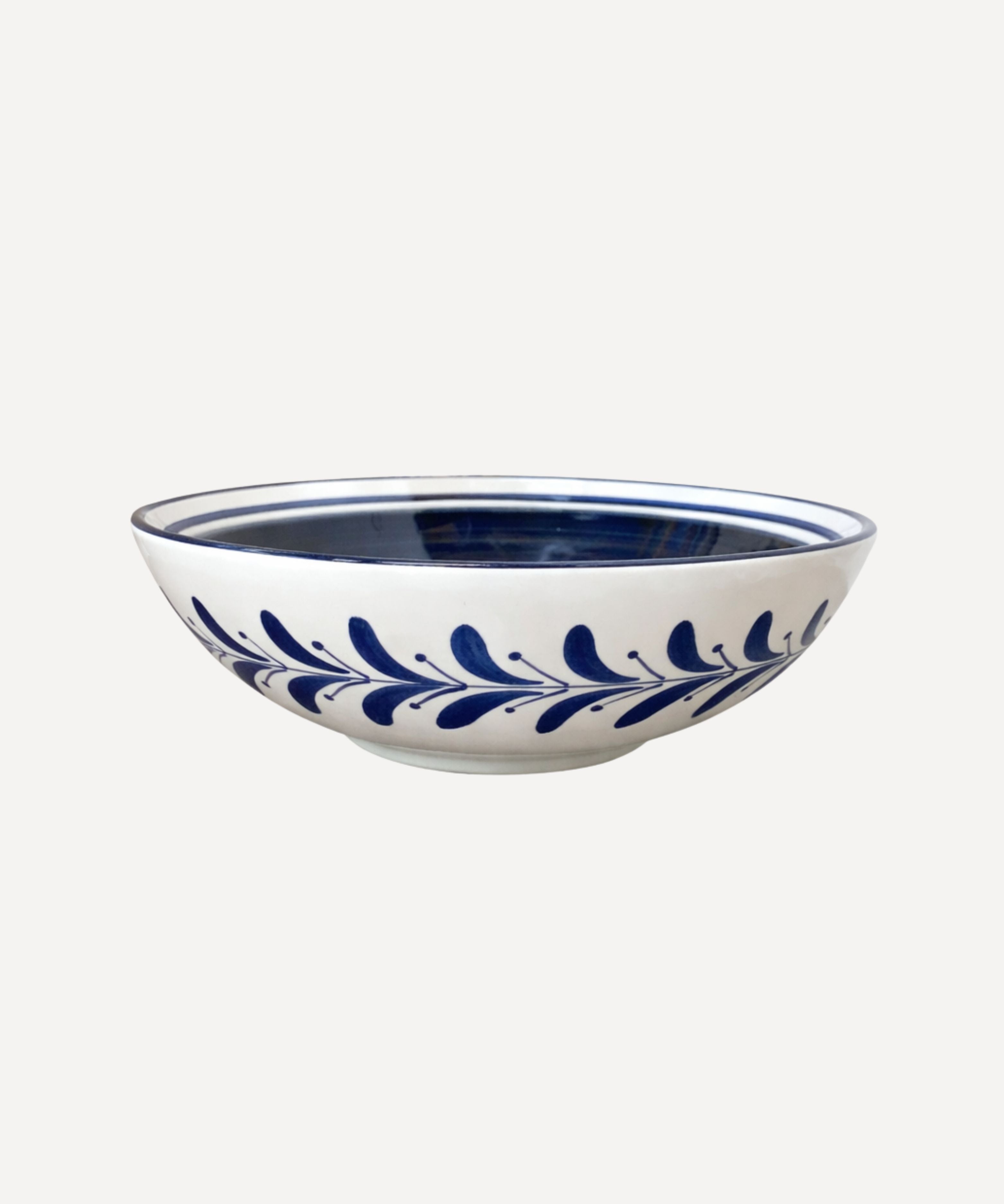 Helecho Salad Bowl | Hand-Painted Fern Wreath Ceramic, Deep Blue