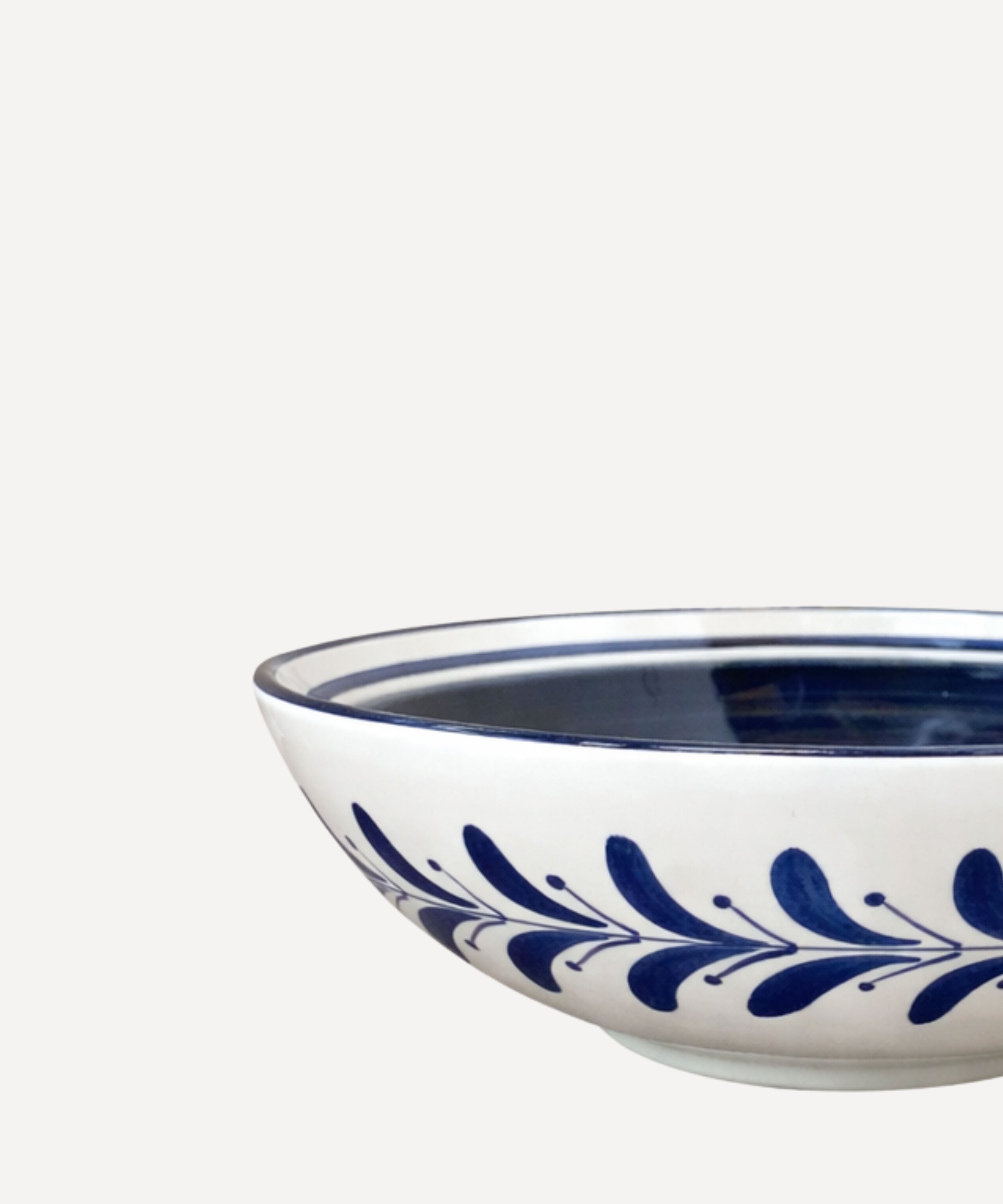 Helecho Salad Bowl | Hand-Painted Fern Wreath Ceramic, Deep Blue