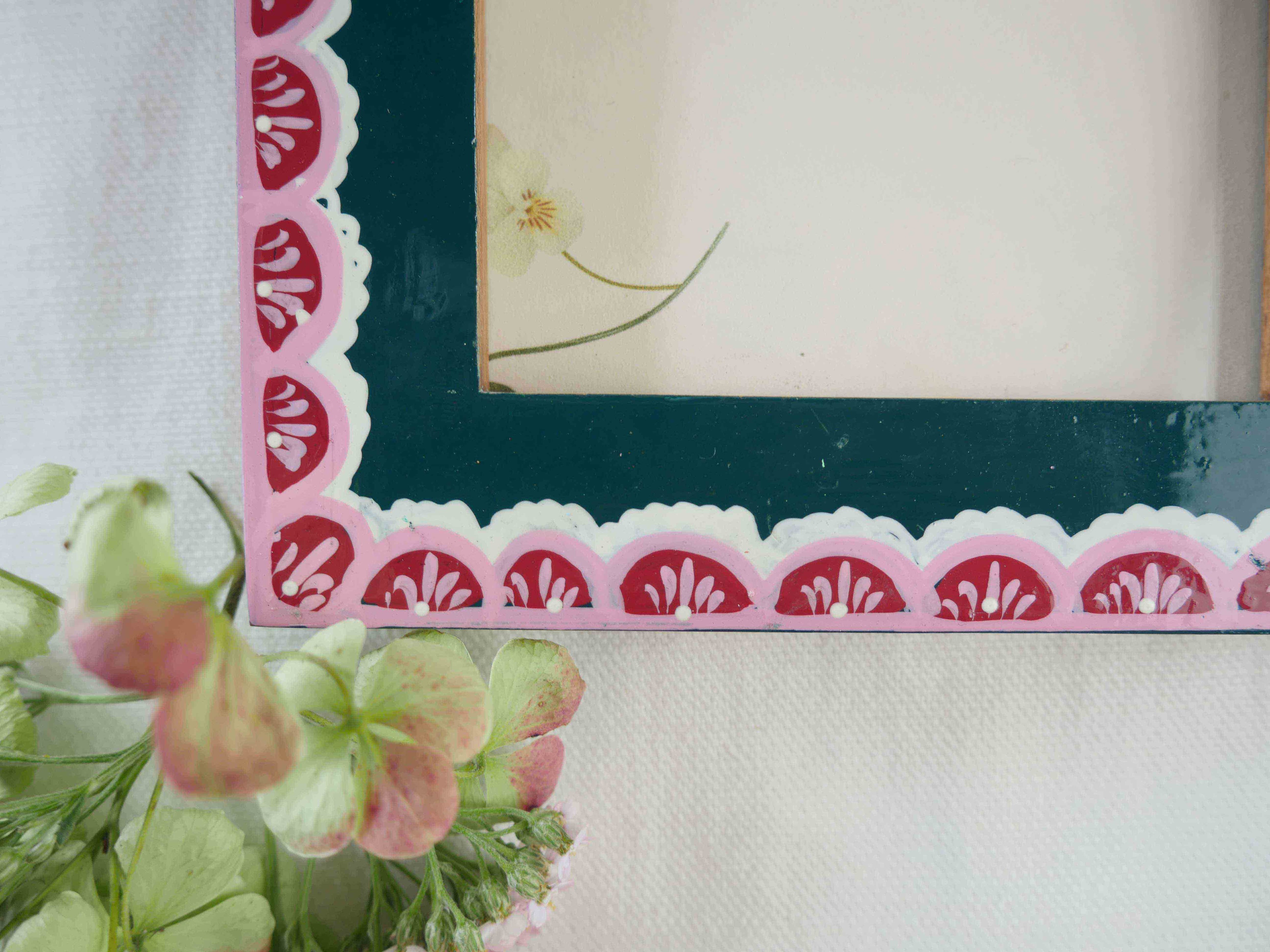 Scalloped Hand Painted Frame - two sizes