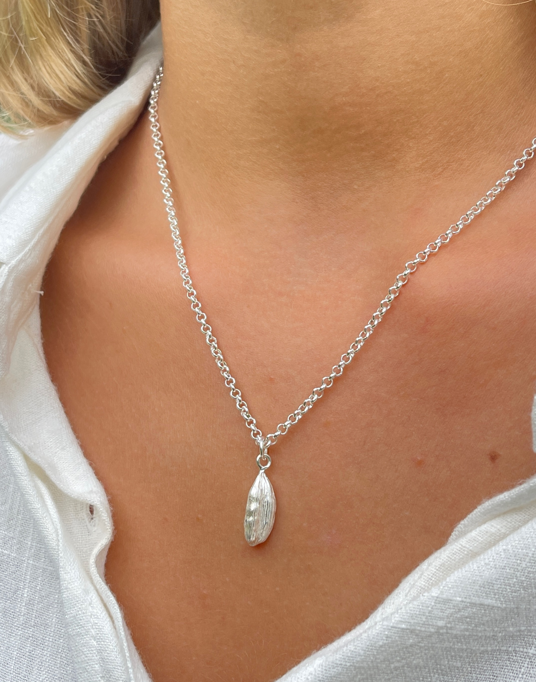 Cardamon Silver Pendant Necklace
