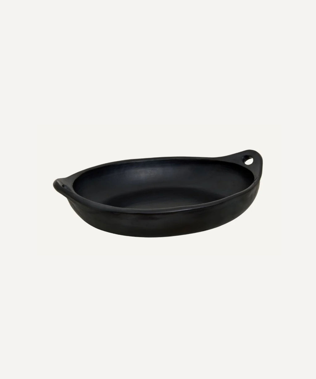 Chamba Black Clay Roasting Dish | Colombian Pottery