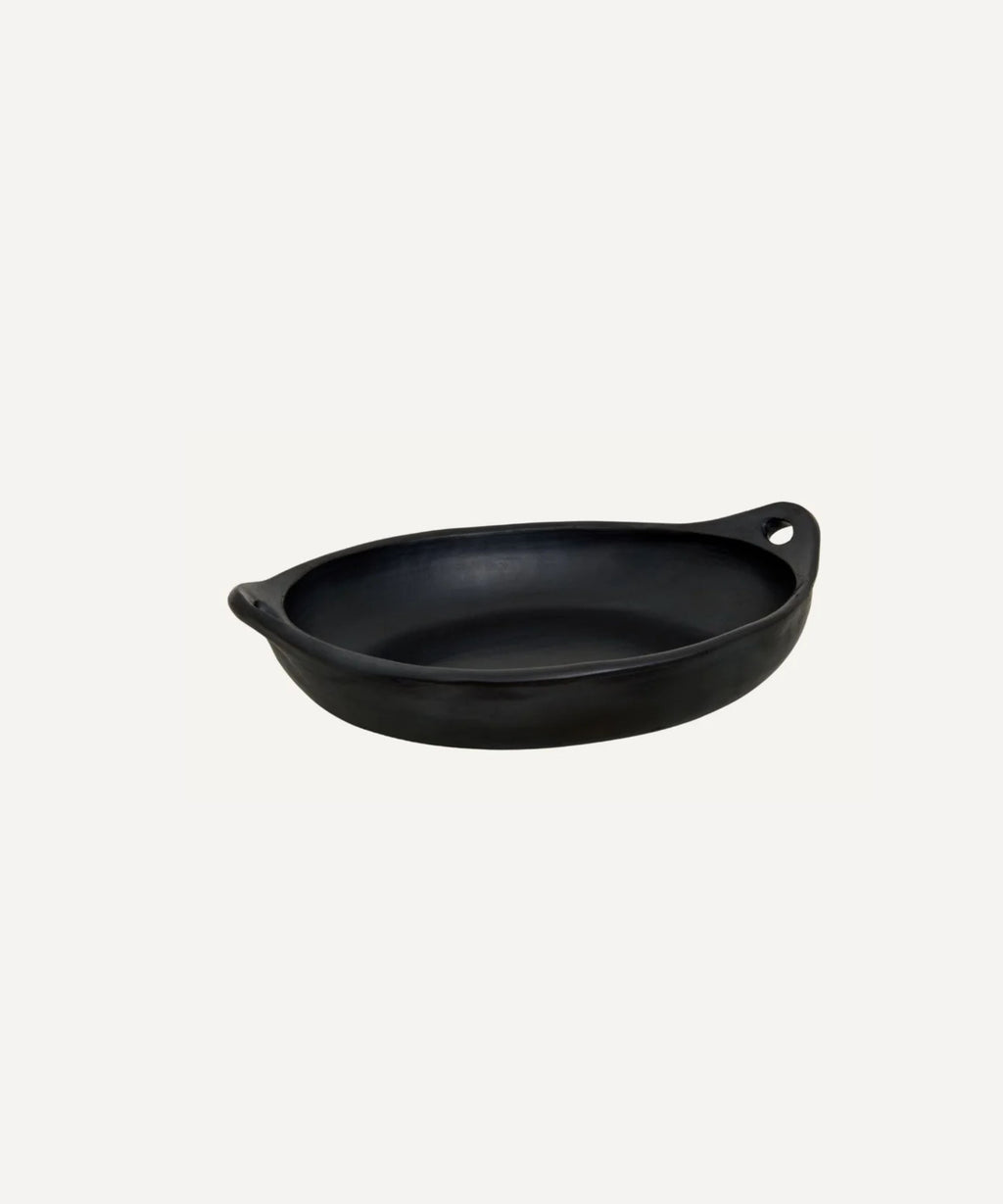 Chamba Black Clay Roasting Dish | Colombian Pottery