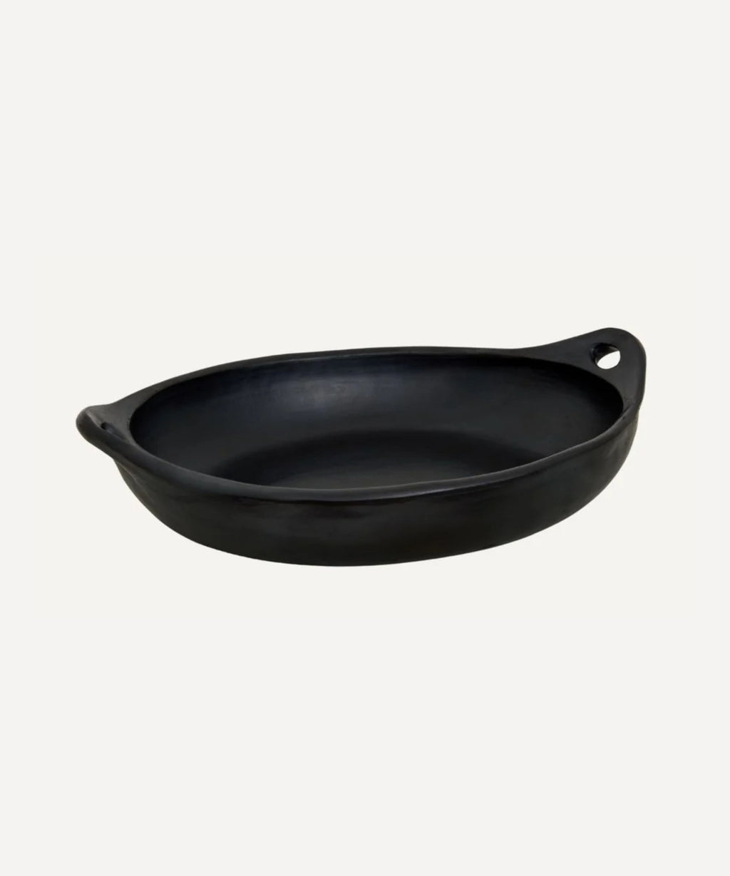 Chamba Black Clay Roasting Dish | Colombian Pottery