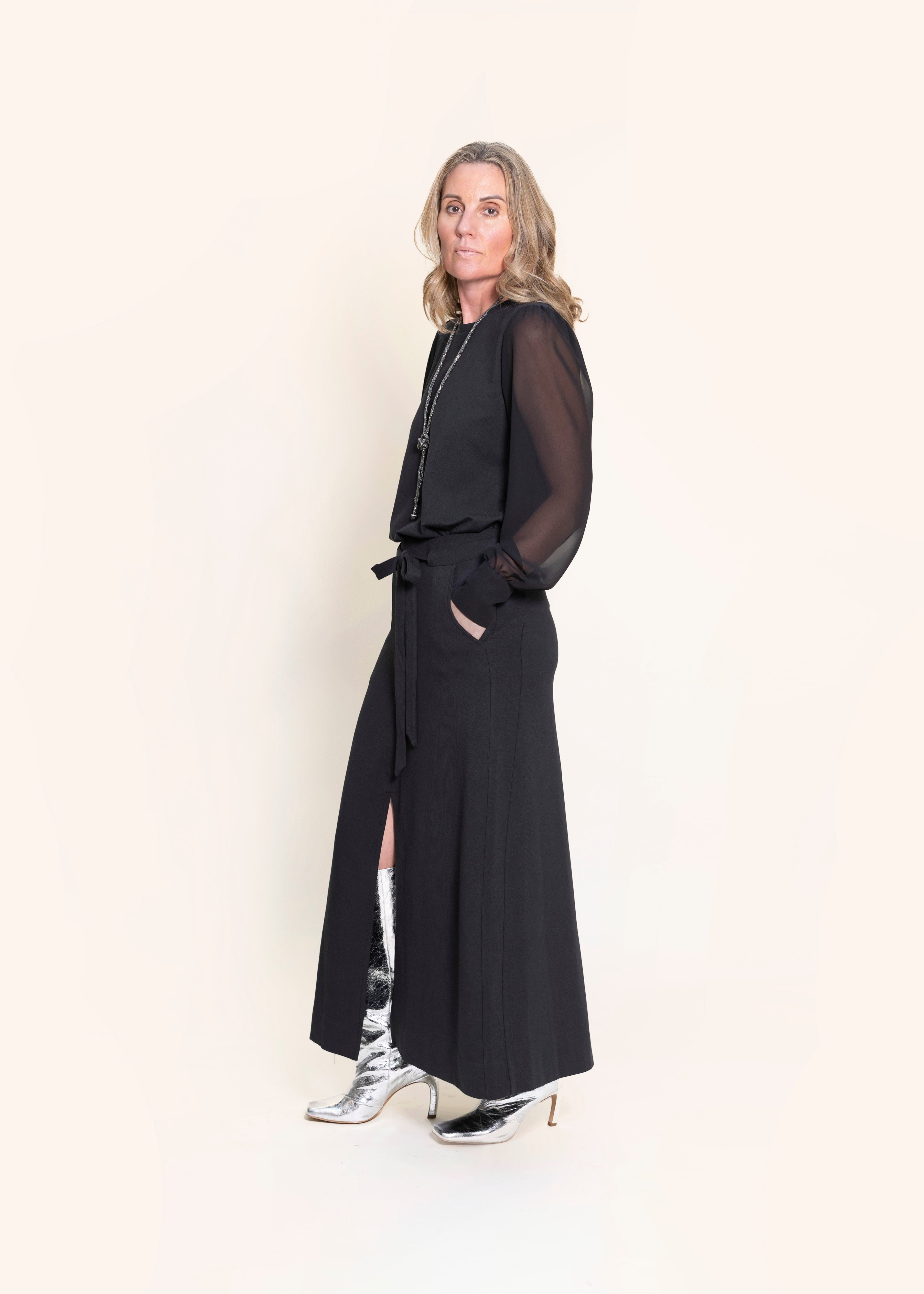 MUSE maxi skirt, charcoal