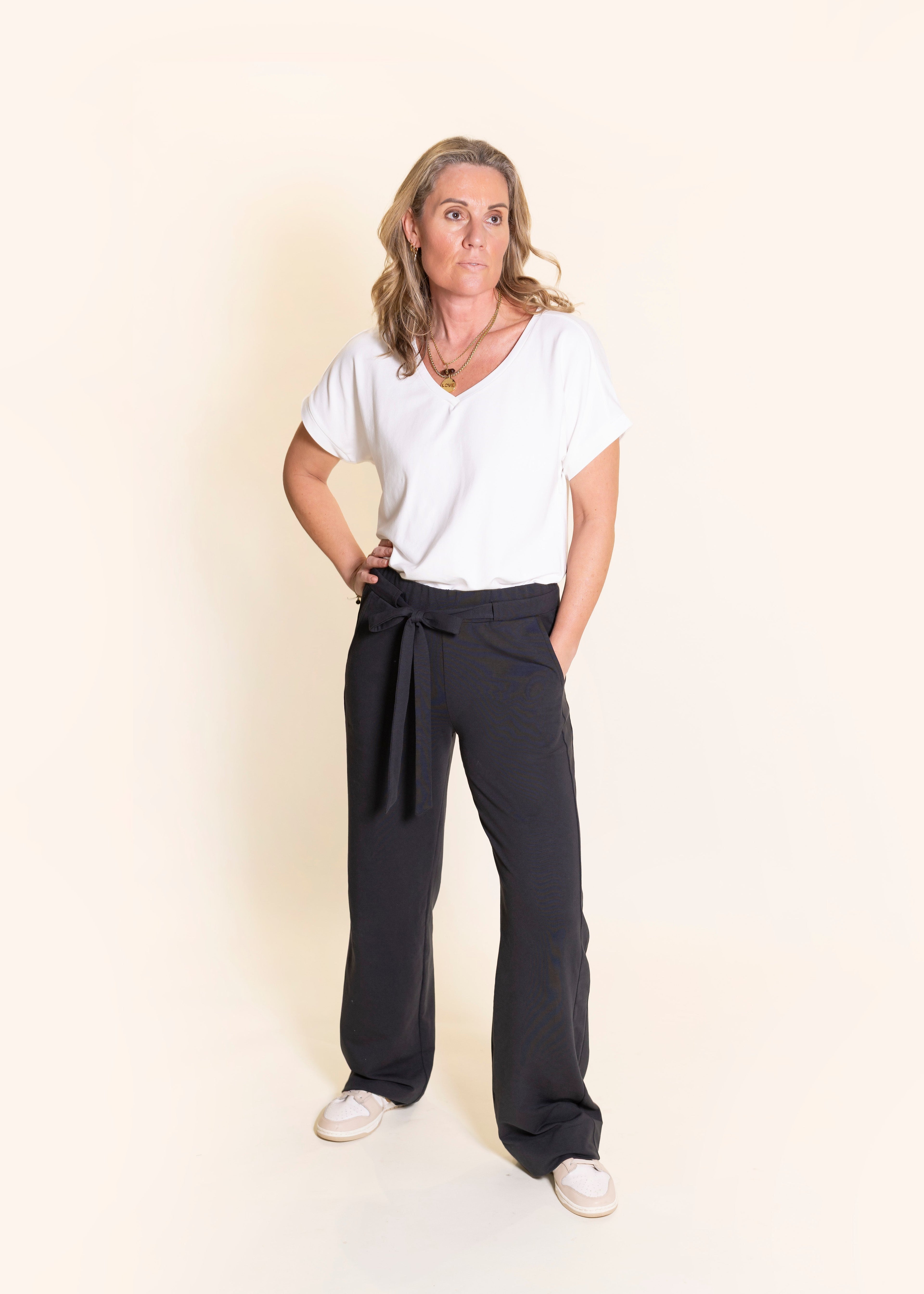 ATHENA v-neck, short sleeve top, warm white