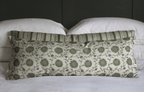 LUMBAR CUSHION ~ MOONPENNY/DAISY CHAIN MOSS