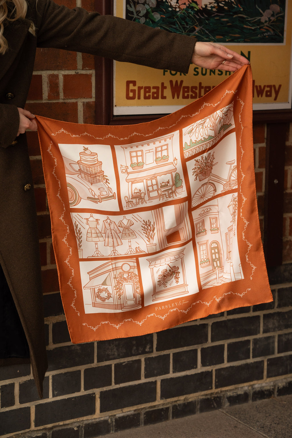 Medium Gingerbread Chelsea Scarf