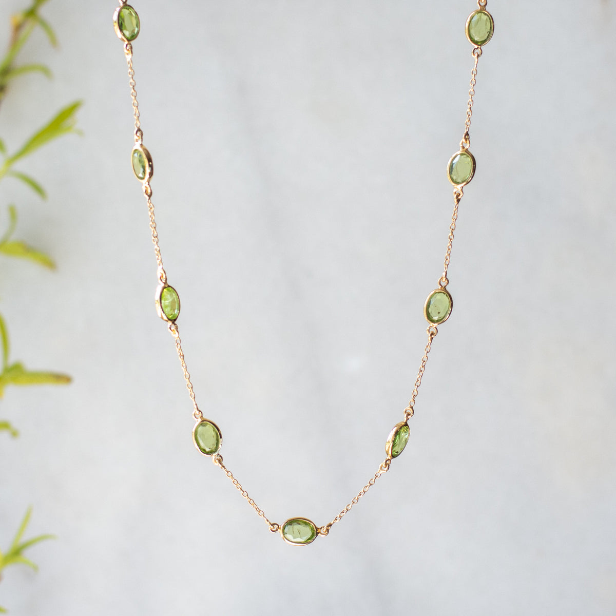 Marilyn Necklace in Gold with Peridot