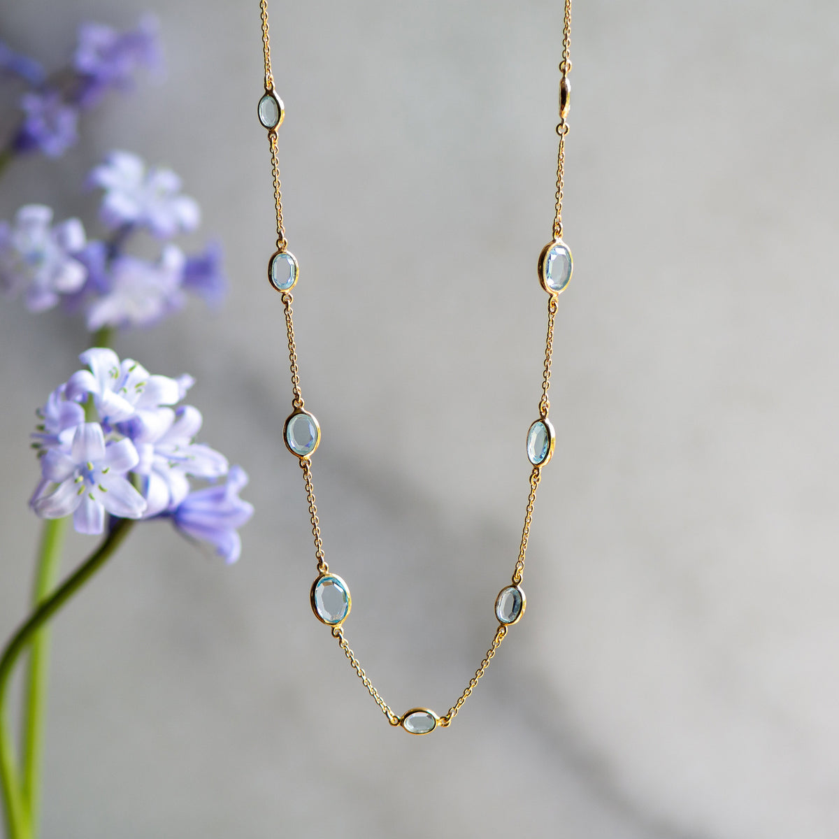 Marilyn Necklace in Gold with Sky blue Topaz