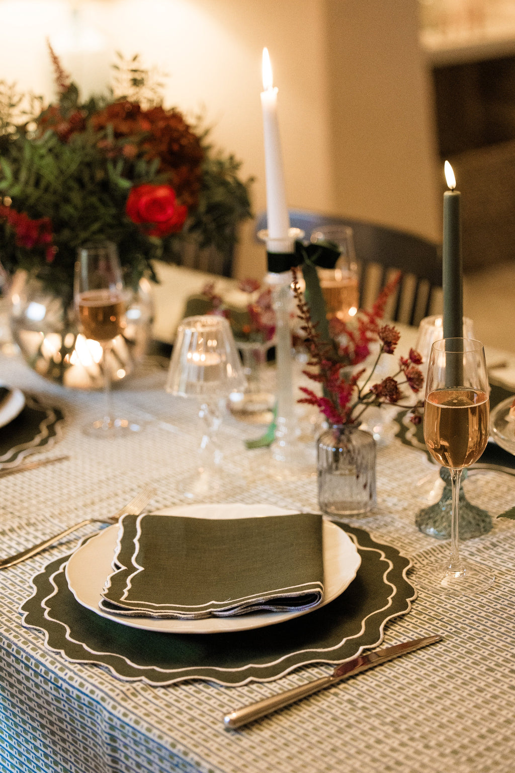 Forest Green,  Round Scalloped Linen Placemats - Set of 4