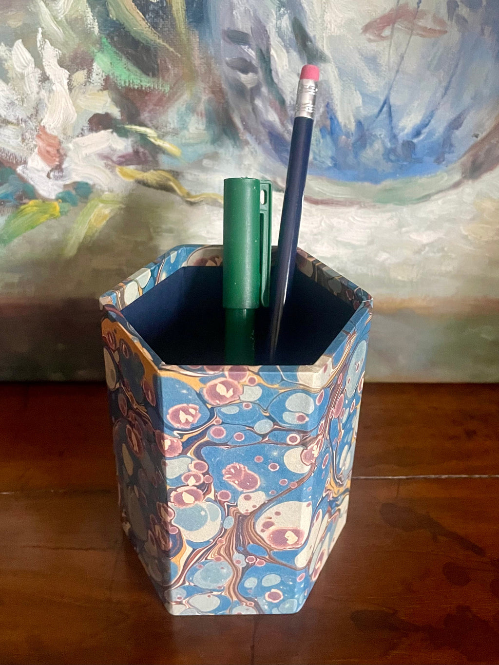 Marbled Pen Pot