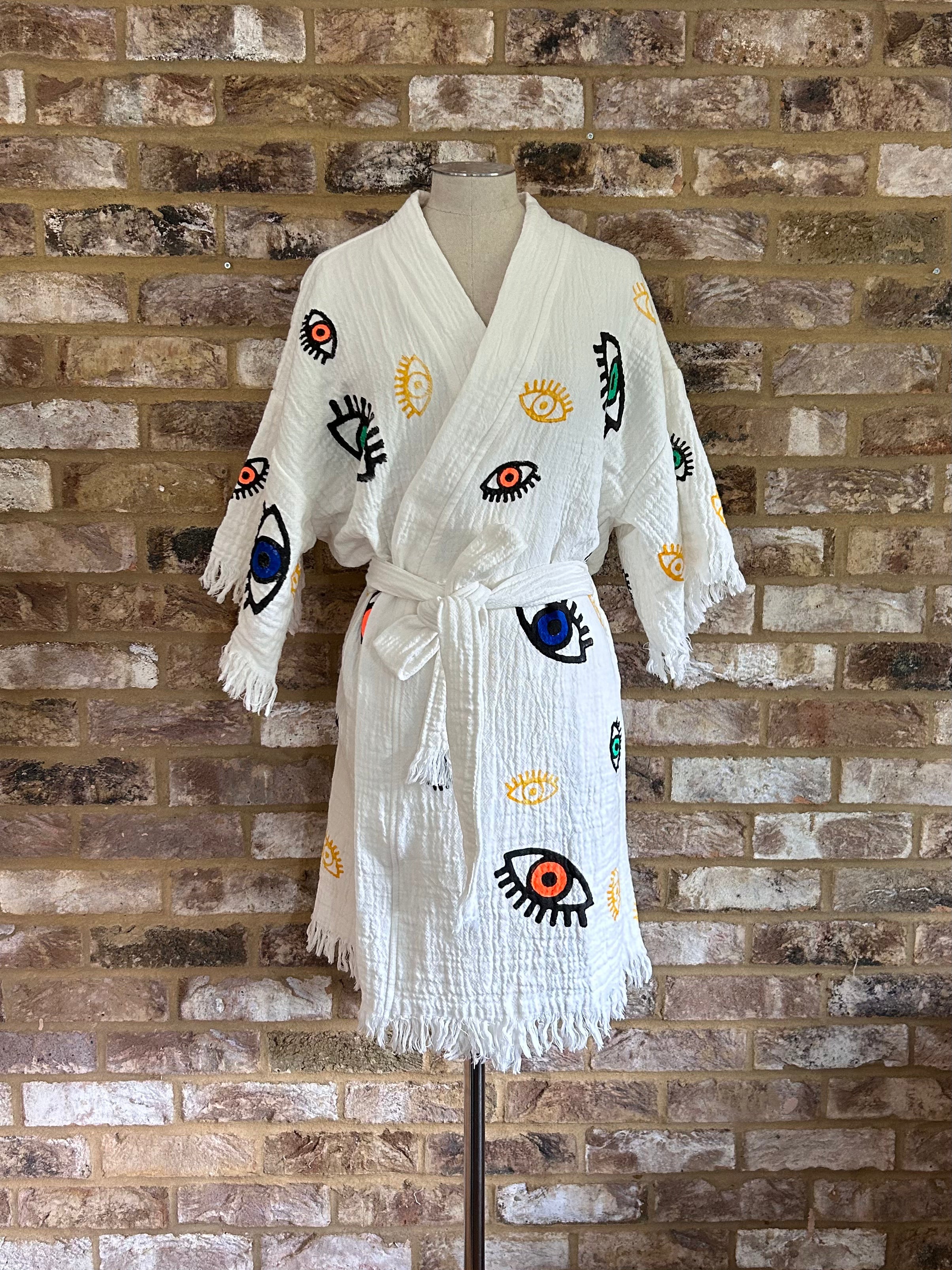 Organic Kimono in White with Mini Eye: Short