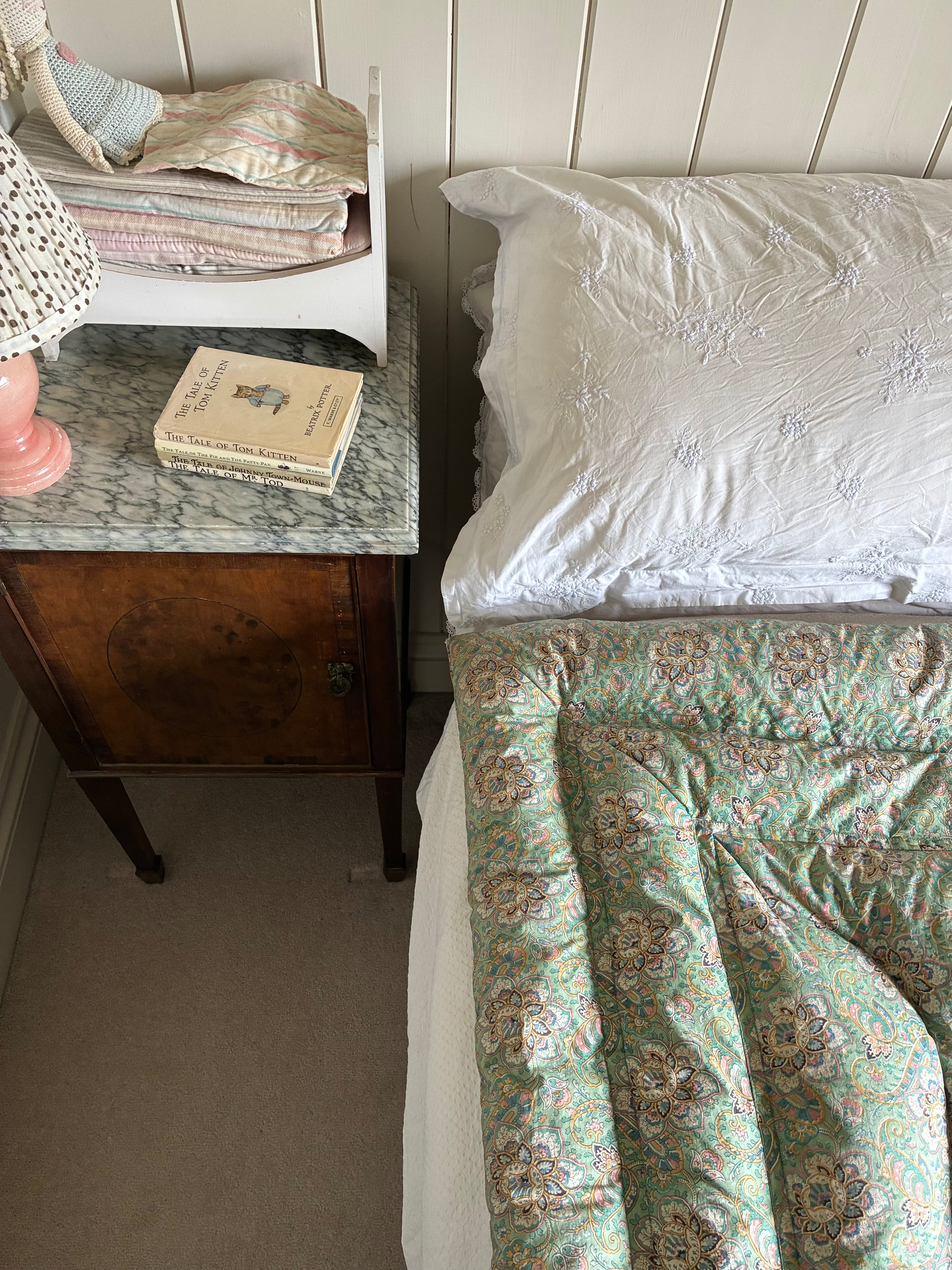 Single vintage eiderdown