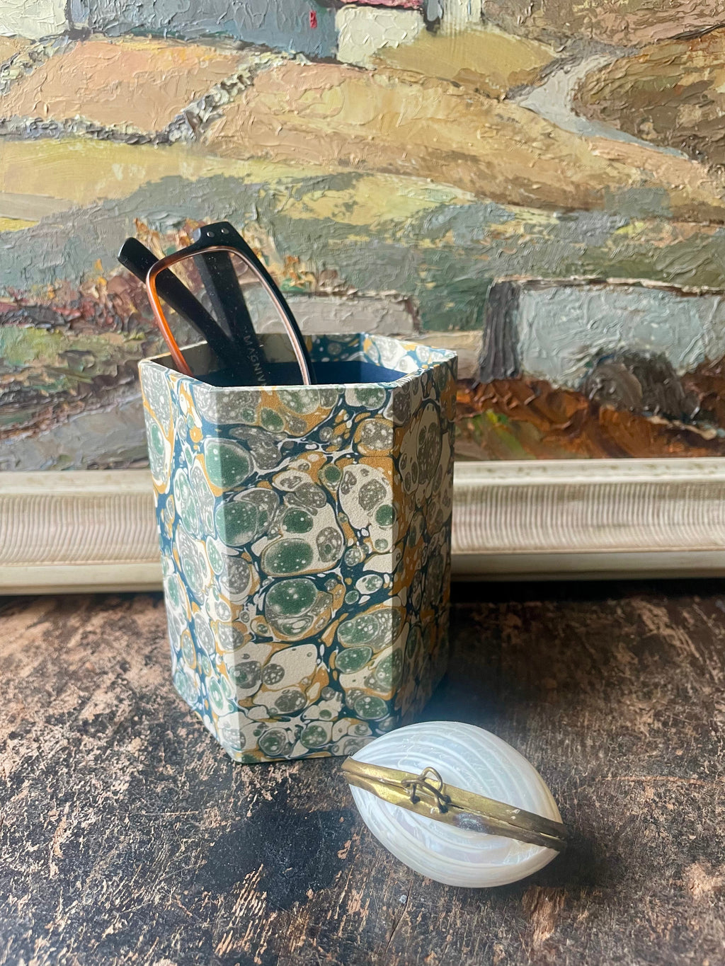 Marbled Pen Pot