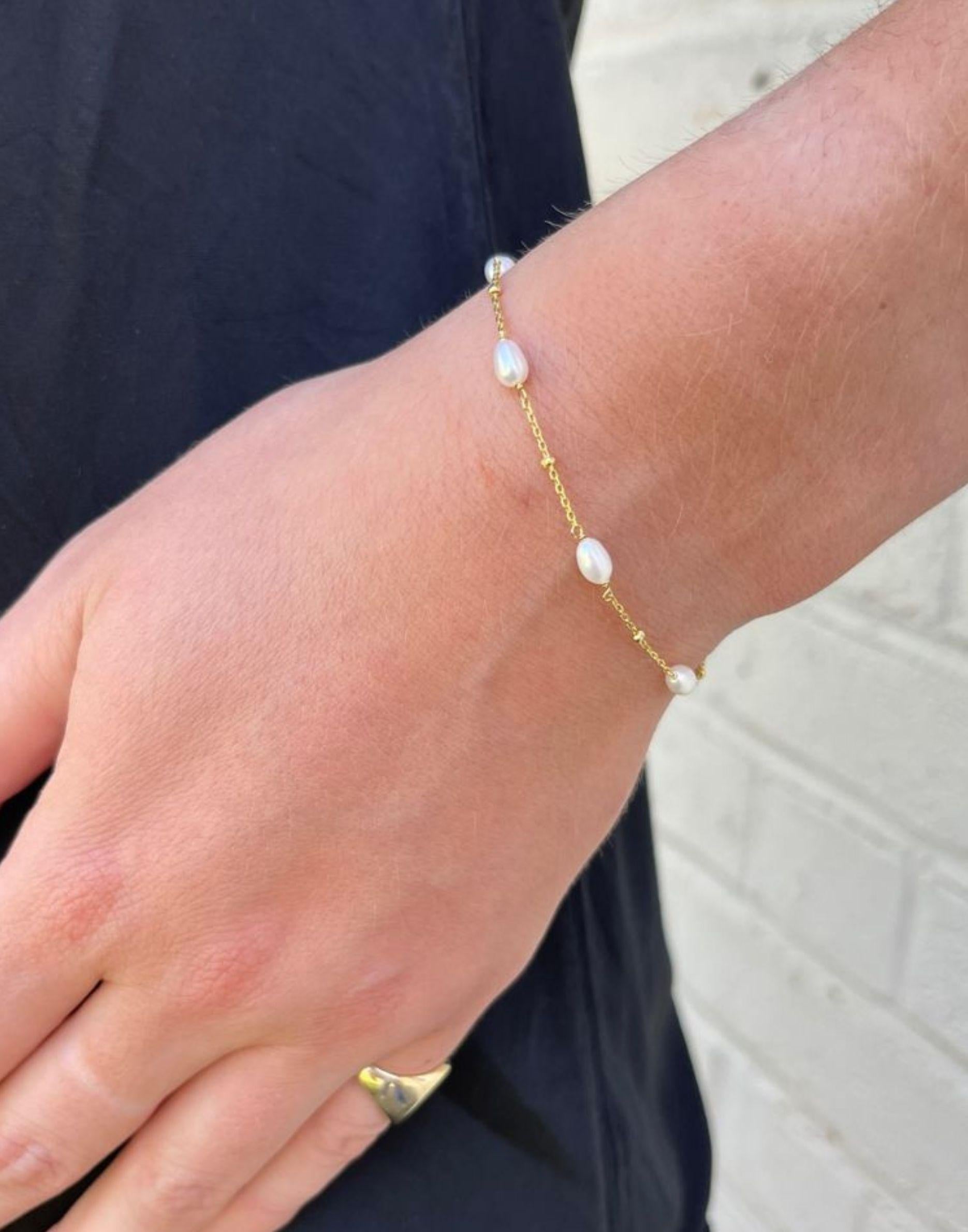 Helena Pearl and Gold Bracelet