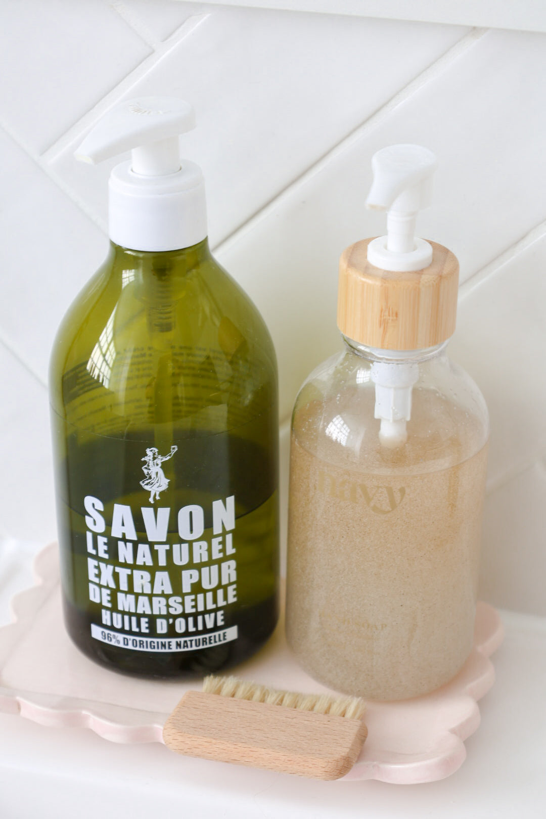 Bottle stand