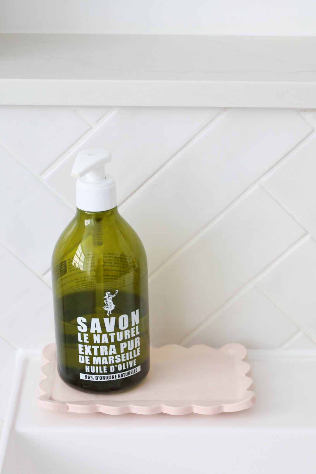 Bottle stand