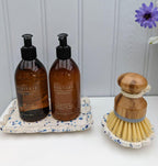 Sink tidy scalloped brush stand