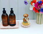 Sink tidy scalloped brush stand