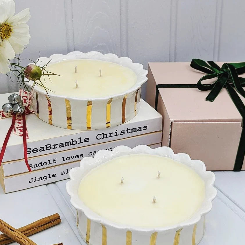 Gold Daisy 3 wick candle