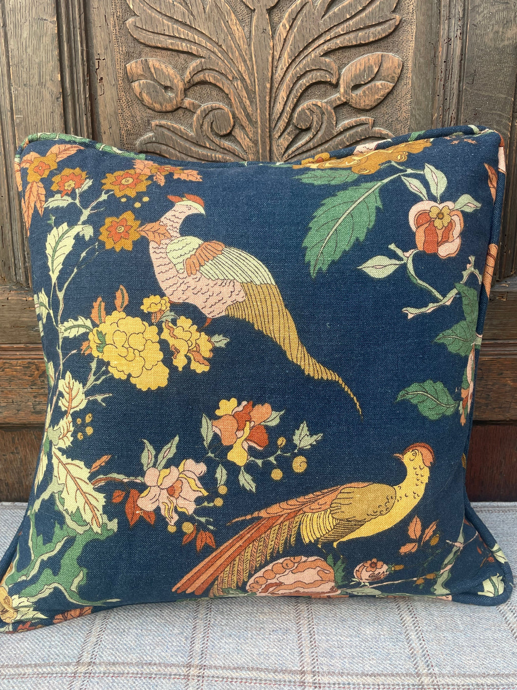 Bird cushion