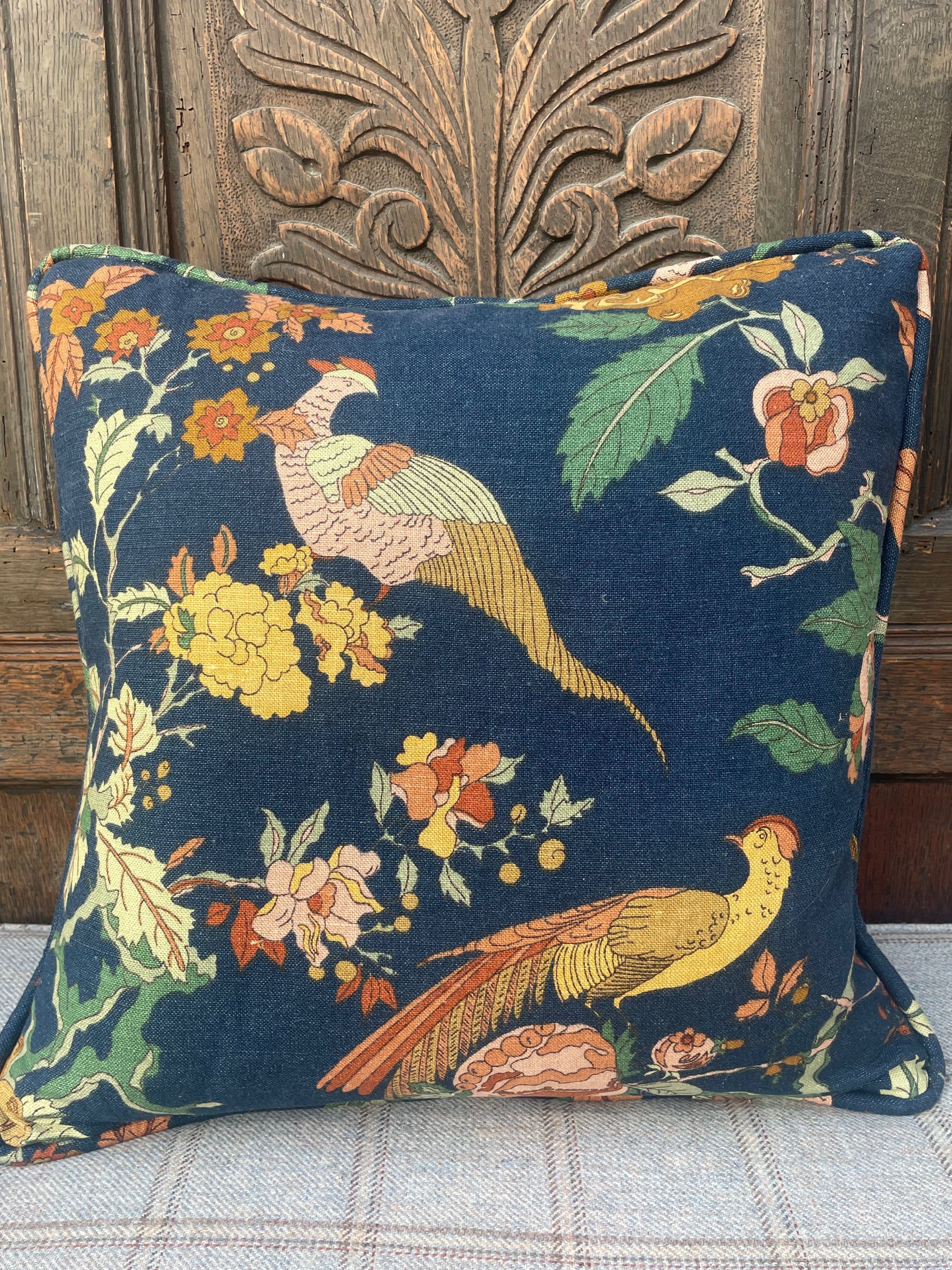 Bird cushion