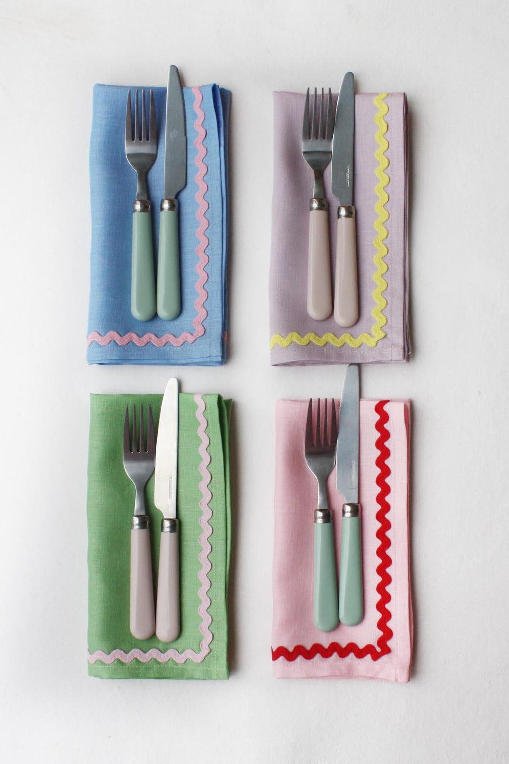 Linen blue & coral ric-rac napkin set of 2