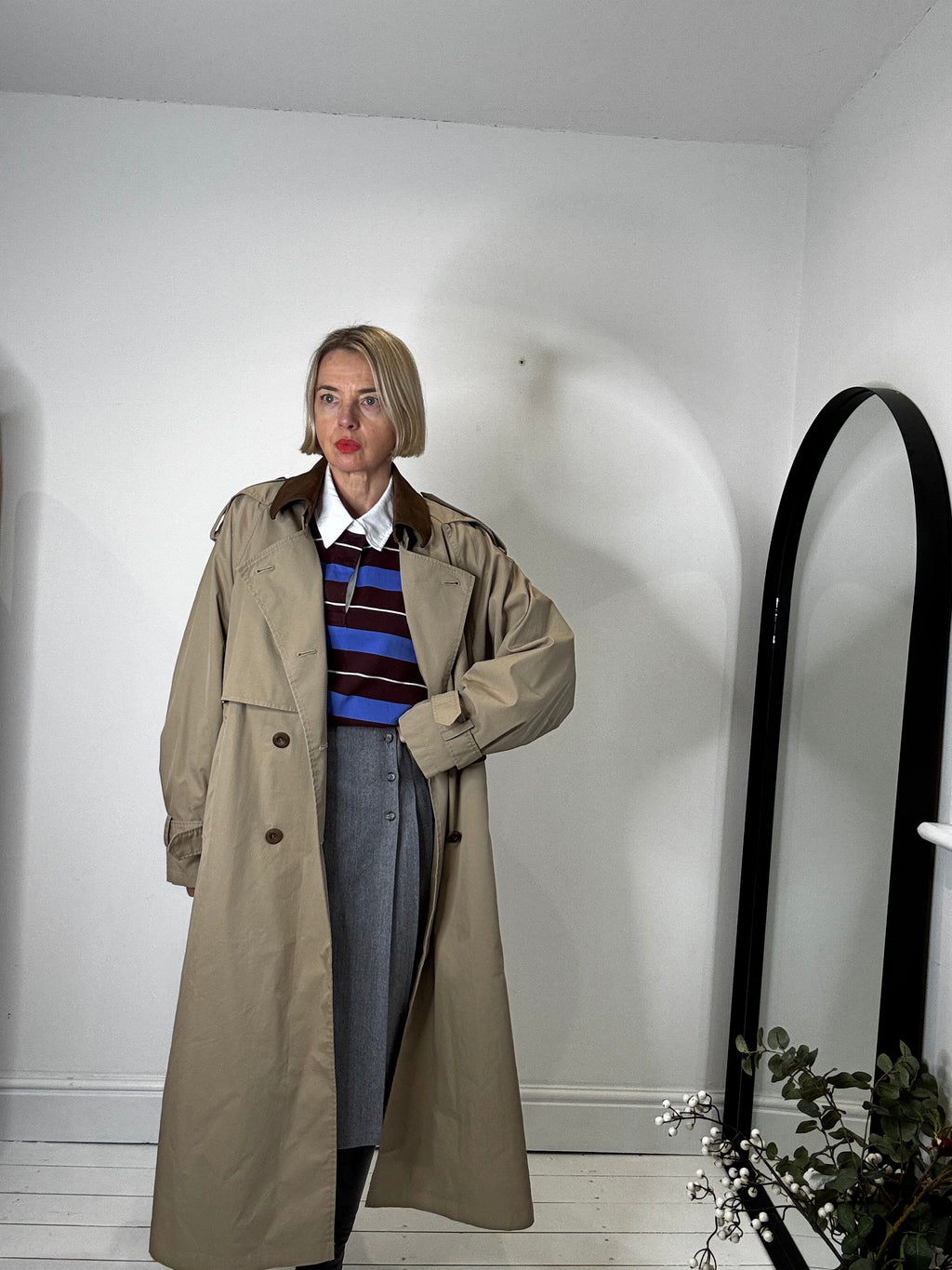 DB contrast collar trench