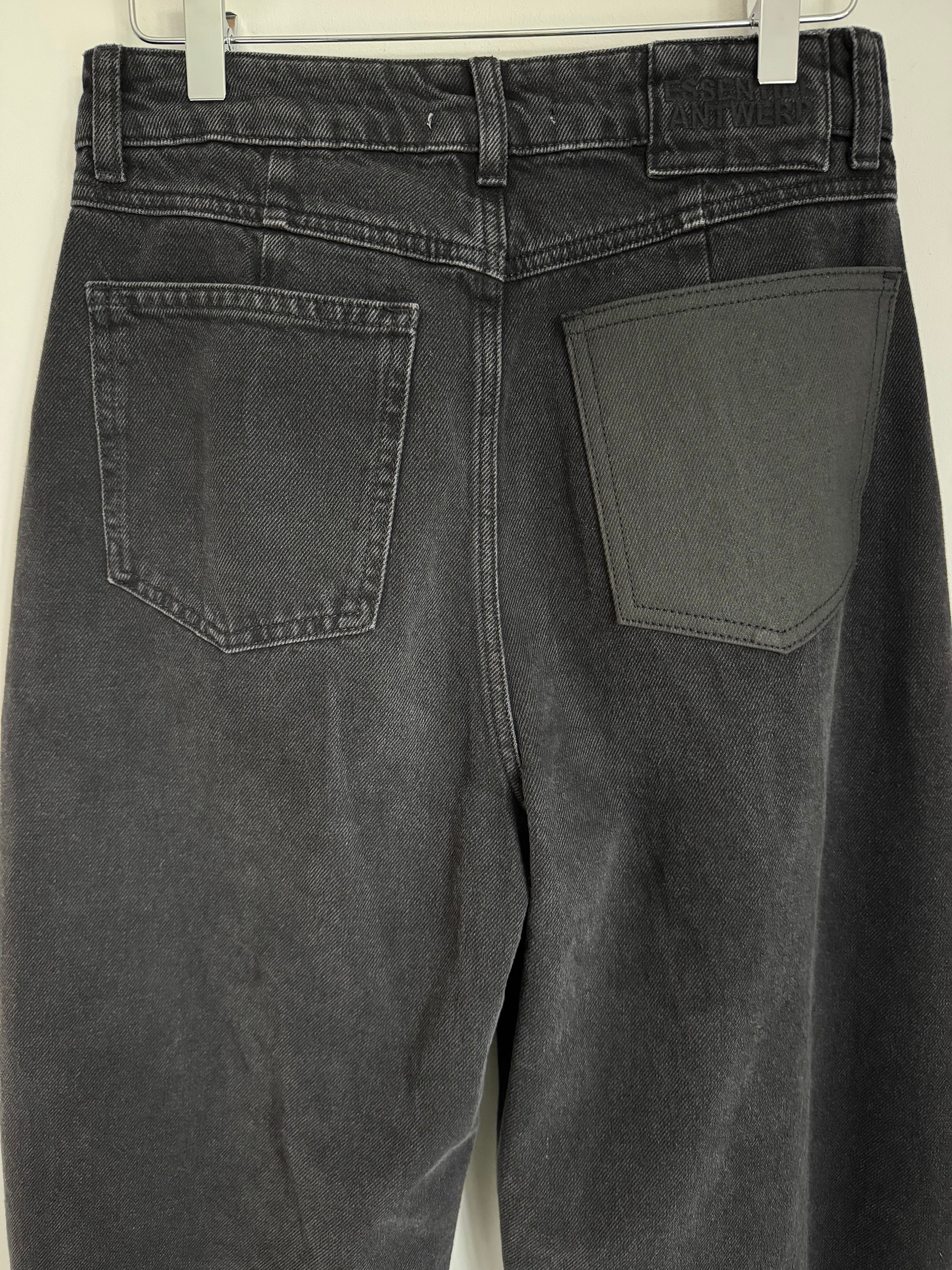 Essentiel Antwerp Interstellar barrel leg jeans