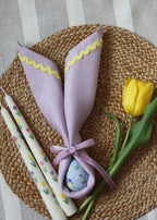 Tulips & daisies candle