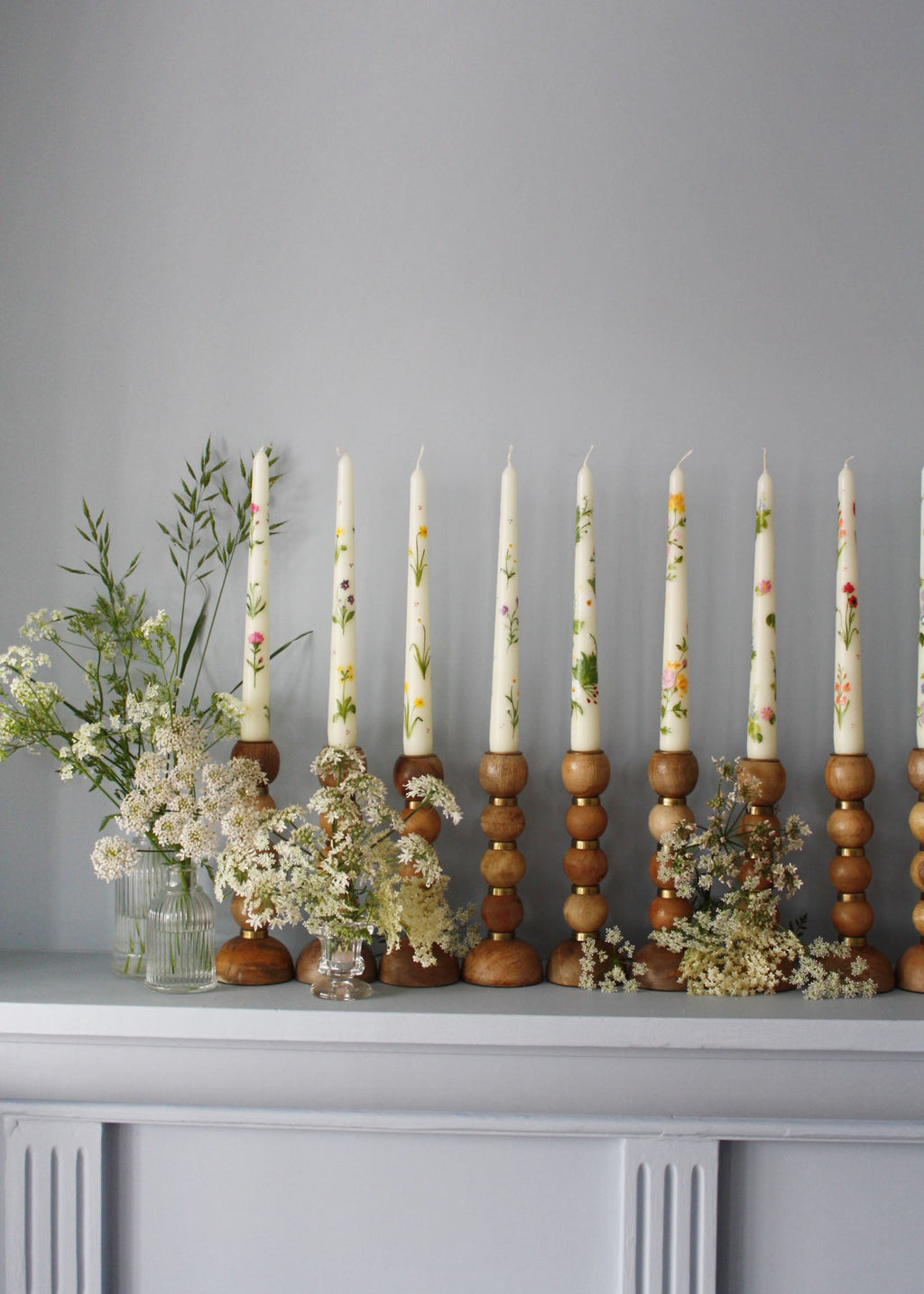 Birth flower January - Carnations & snowdrops