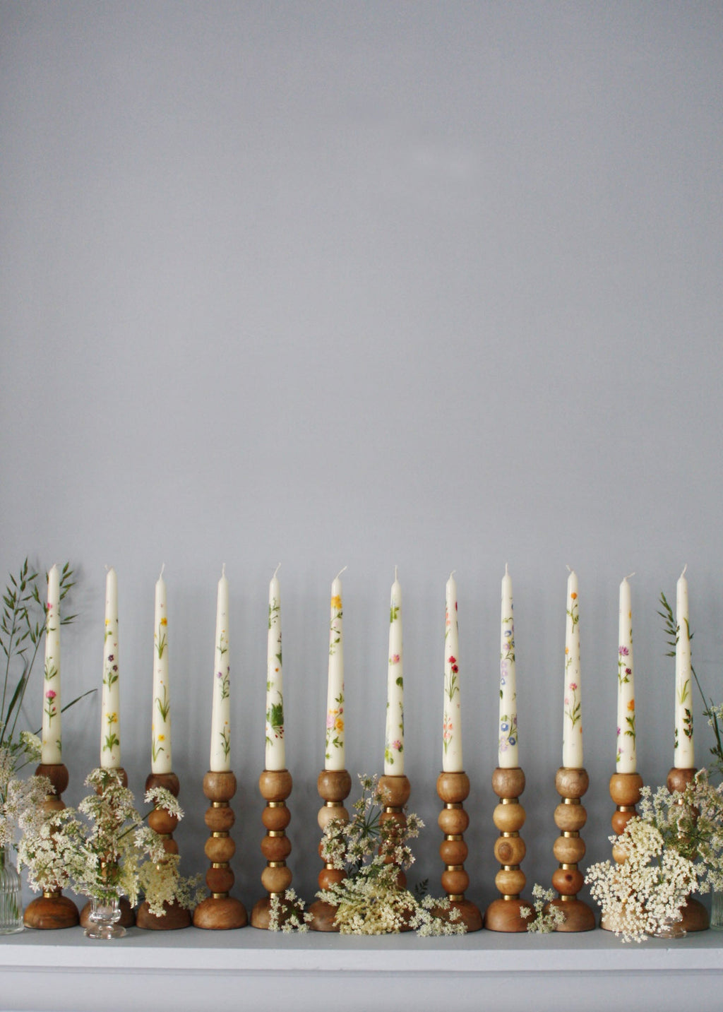 Birth flower January - Carnations & snowdrops