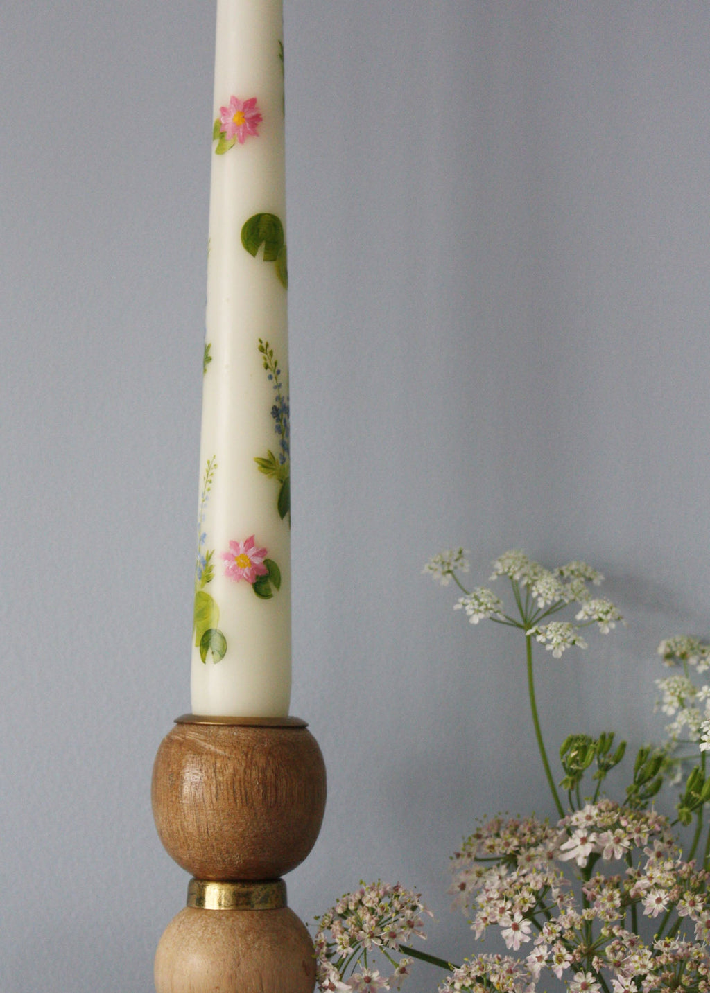 Birth flower July - Water lily & Larkspur