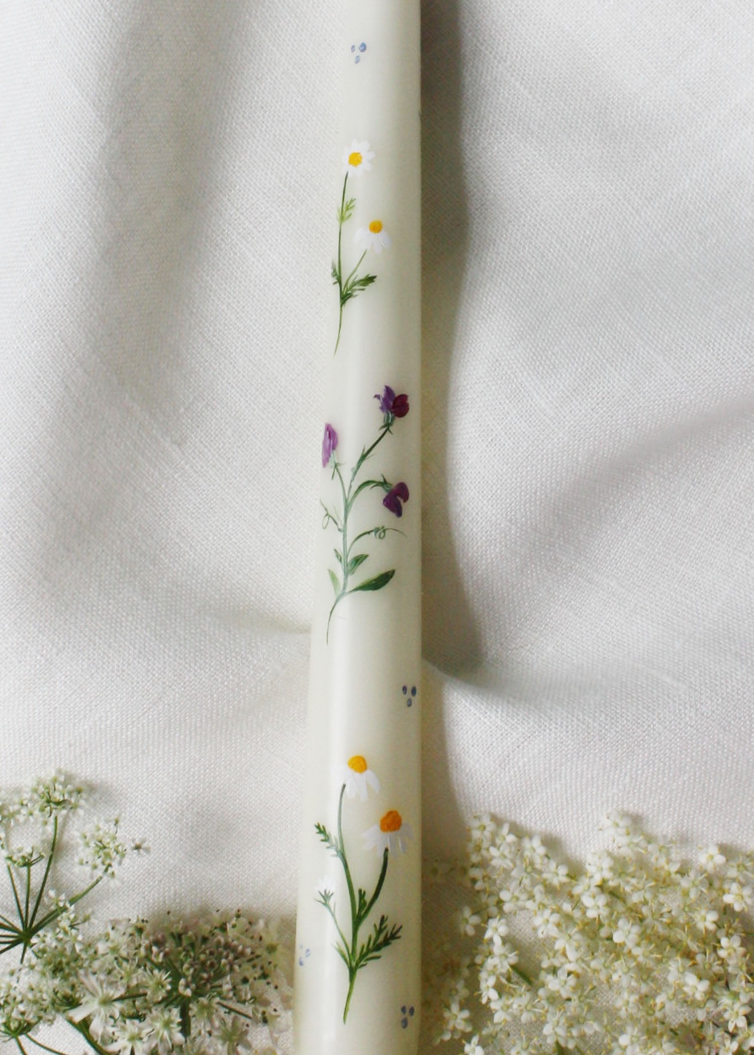Birth flower April - Daisies & Sweet peas