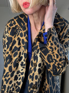 VINTAGE leopard print mac