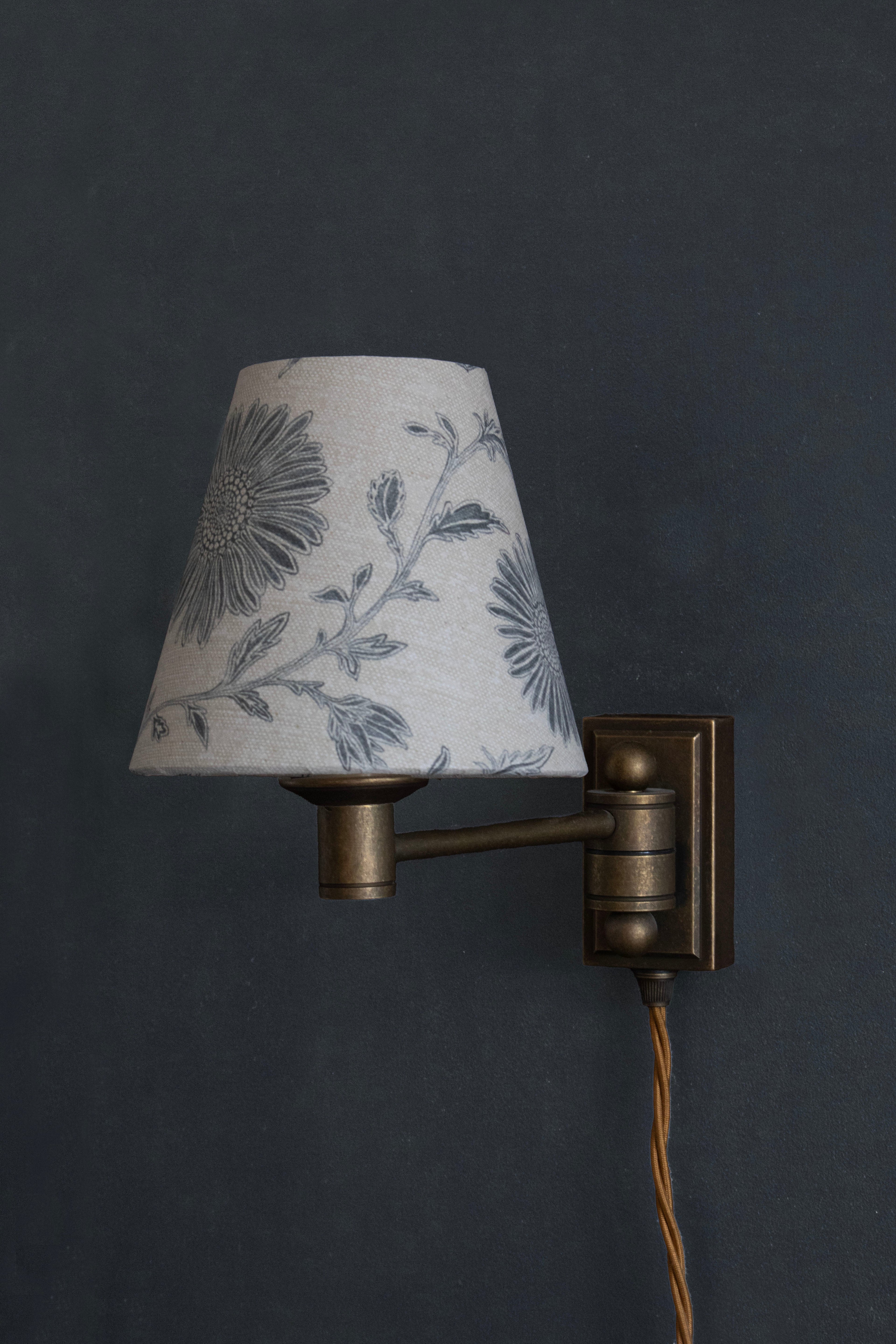 CANDLE CLIP LAMPSHADE ~ MOONPENNY FLAX FLOWER